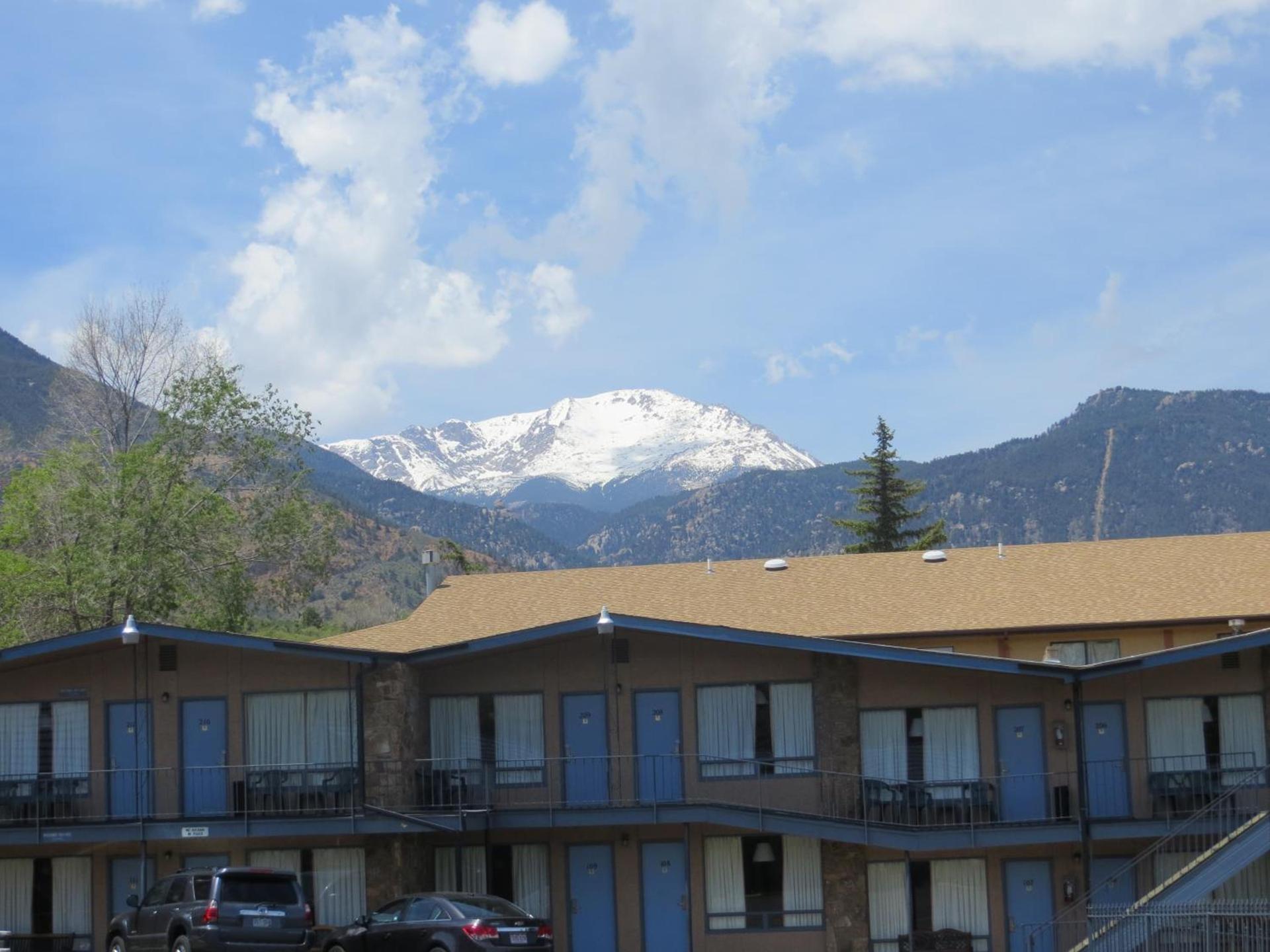 Silver Saddle Motel photo 13