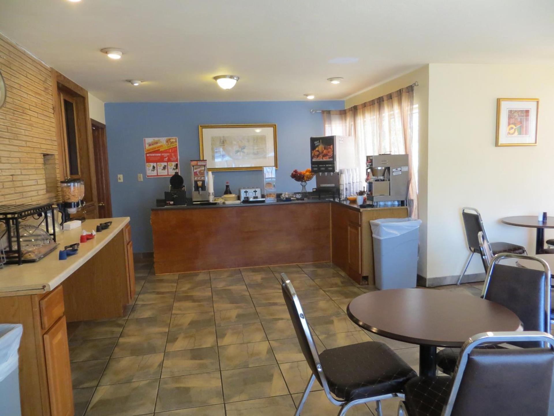 Silver Saddle Motel photo 17