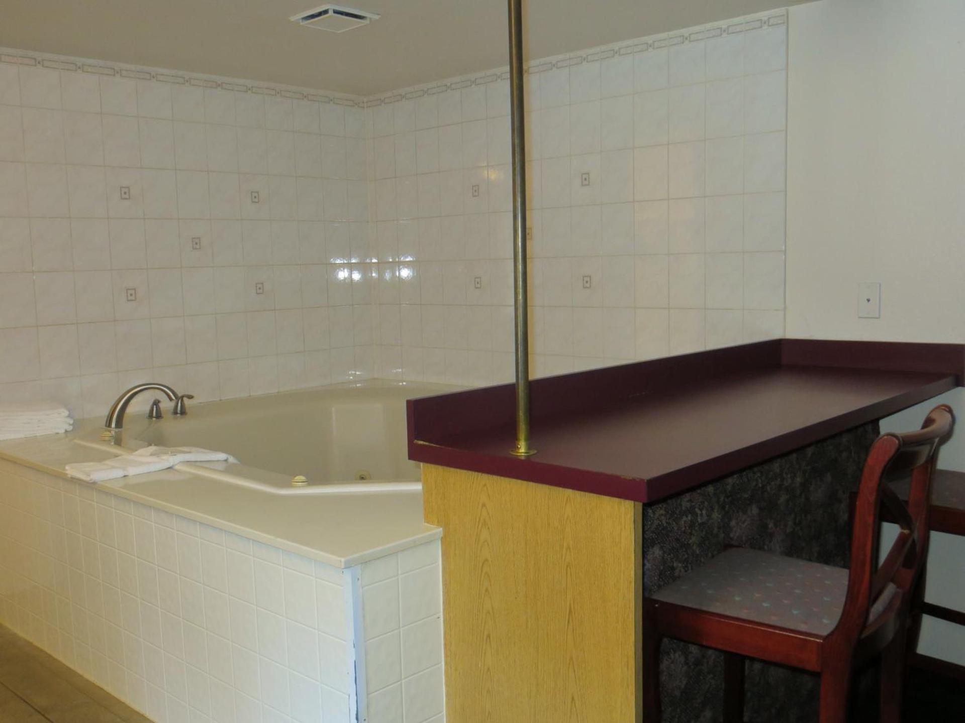 Silver Saddle Motel photo 19