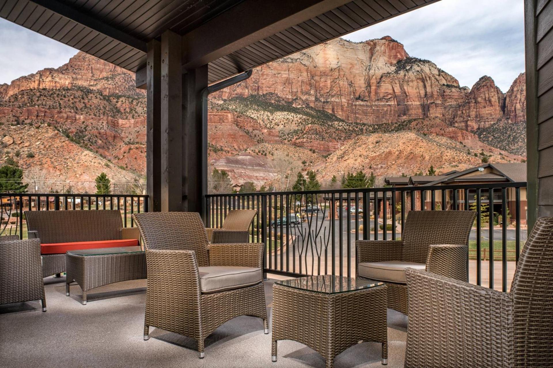SpringHill Suites by Marriott Springdale Zion National Park photo 5