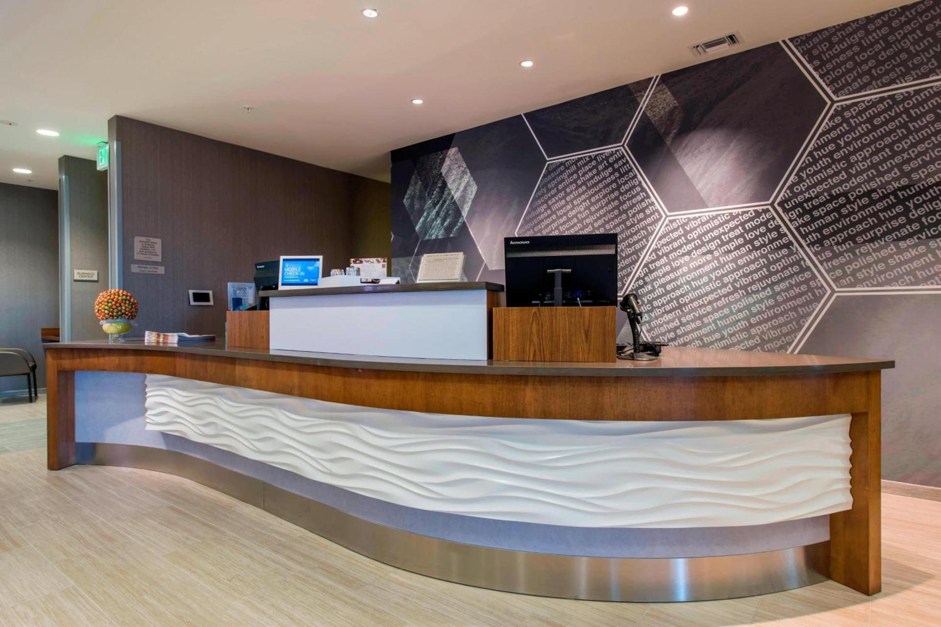 SpringHill Suites by Marriott Gallup photo 10