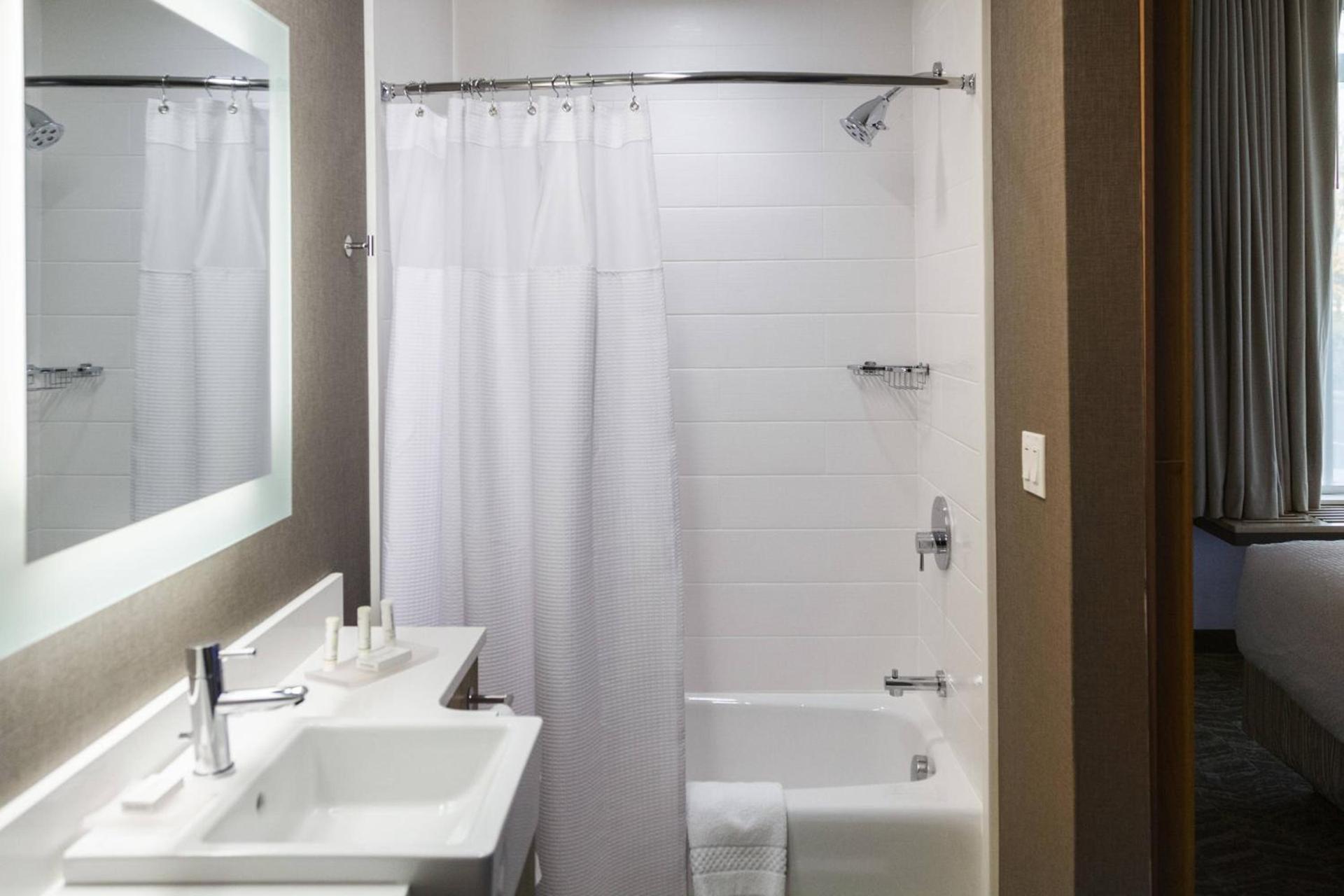 SpringHill Suites by Marriott Somerset Franklin Township photo 14