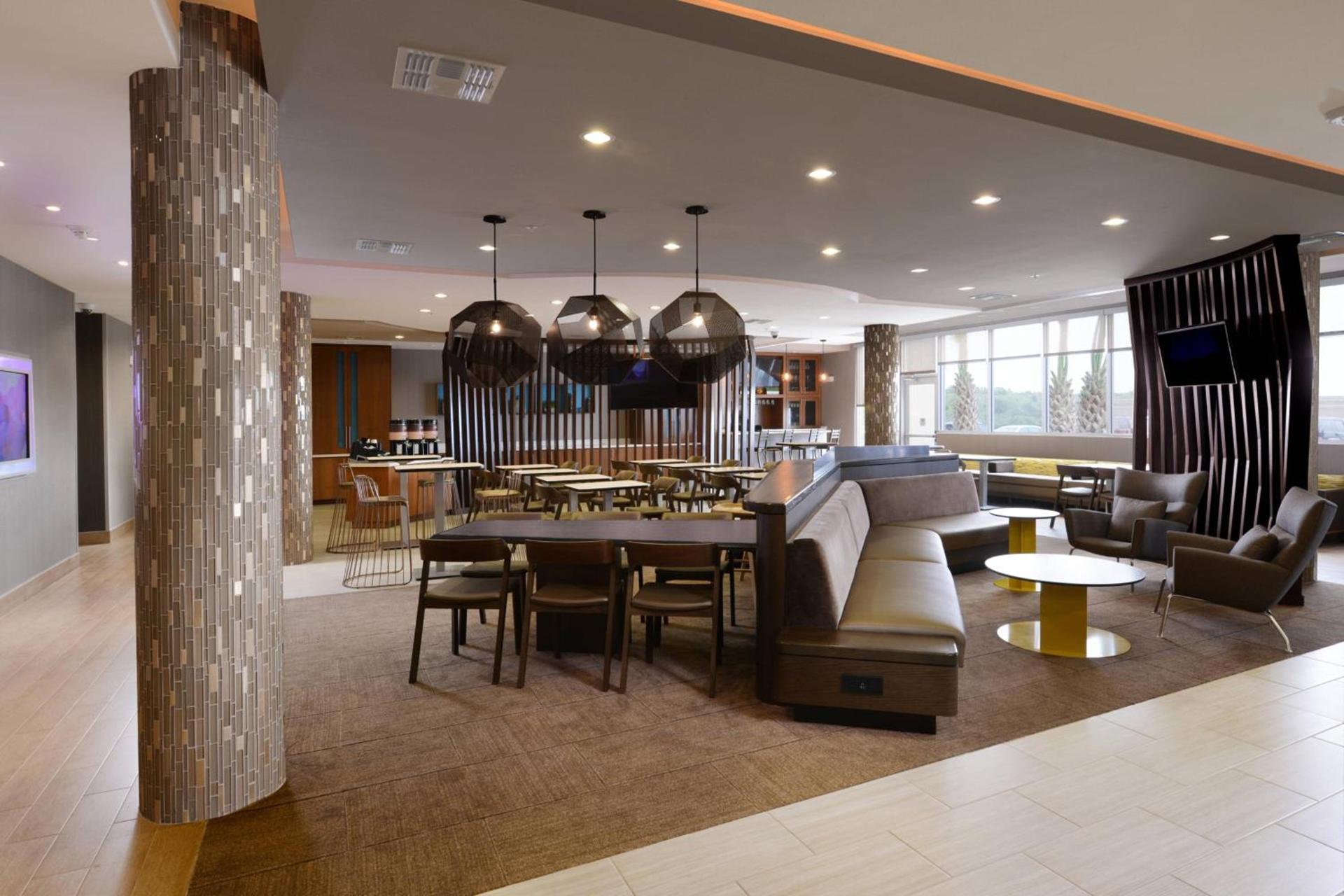 SpringHill Suites by Marriott San Antonio Northwest at The RIM photo 4