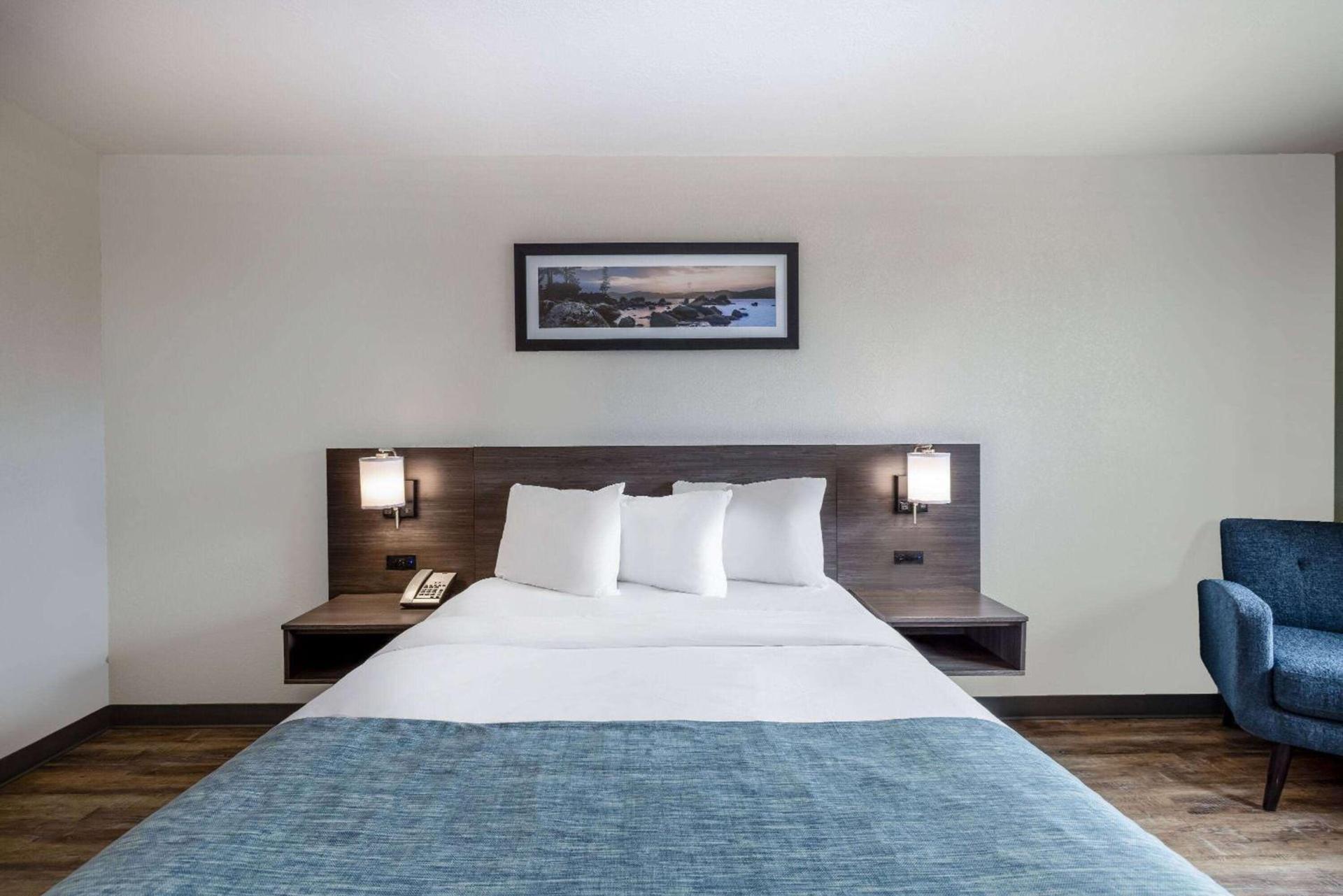 Wingate by Wyndham Butte City Center photo 17