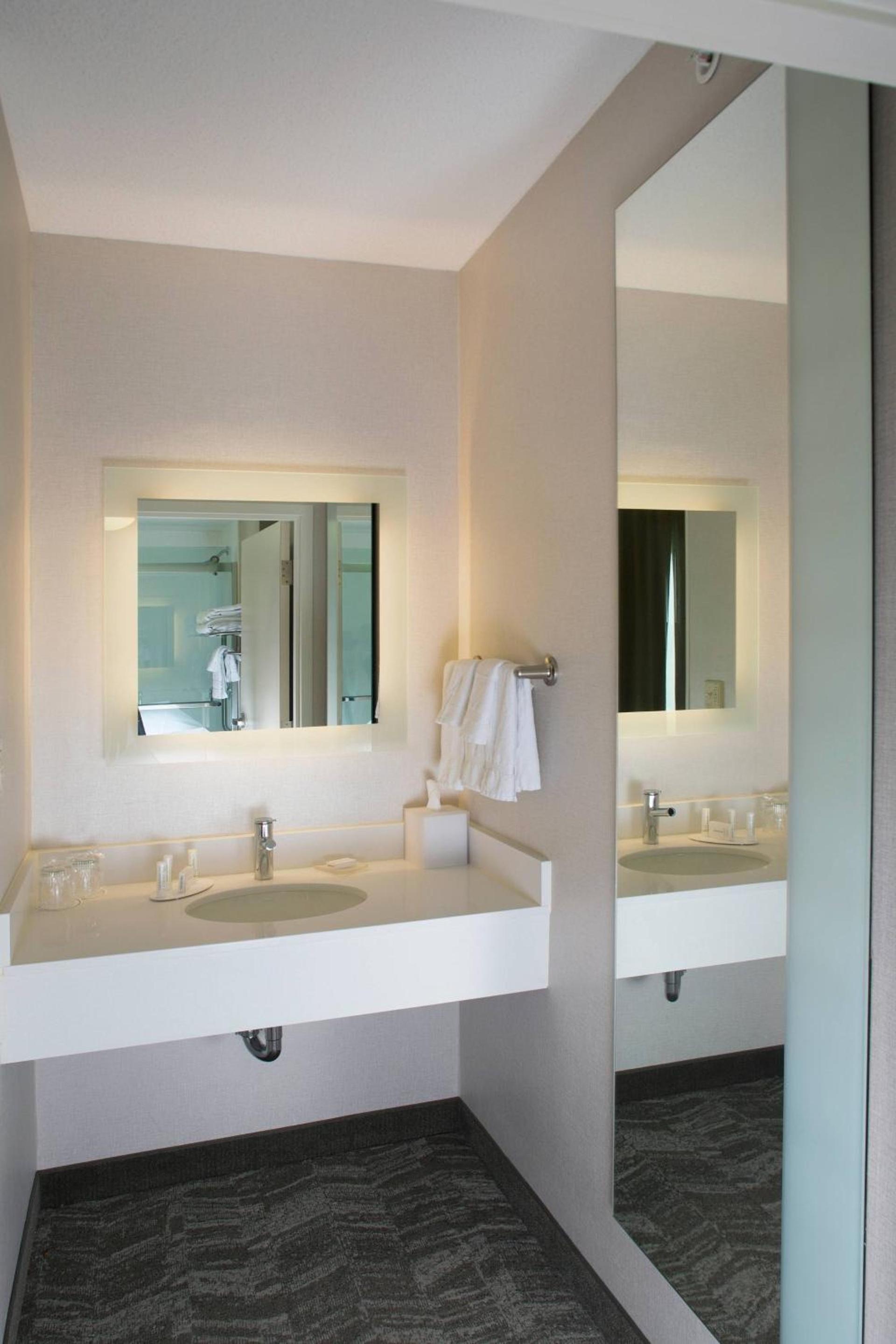 SpringHill Suites by Marriott Billings photo 16