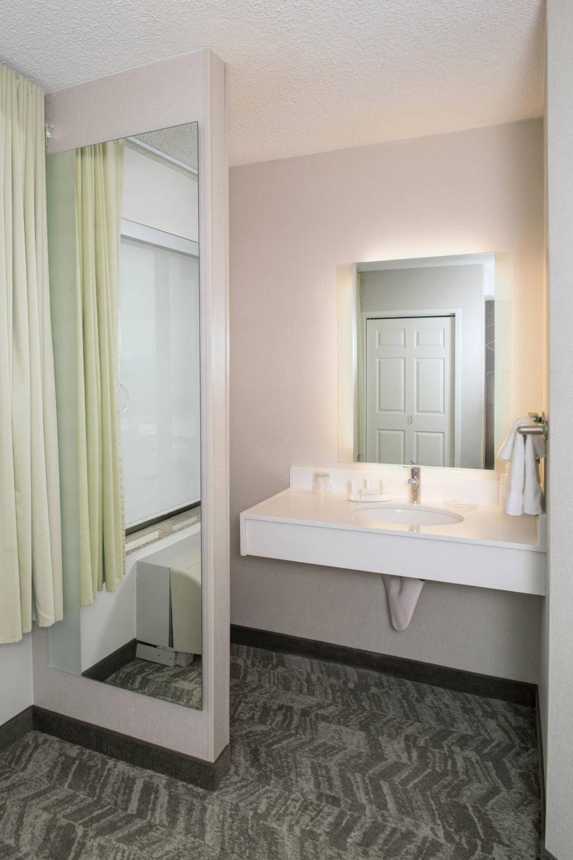SpringHill Suites by Marriott Billings photo 18