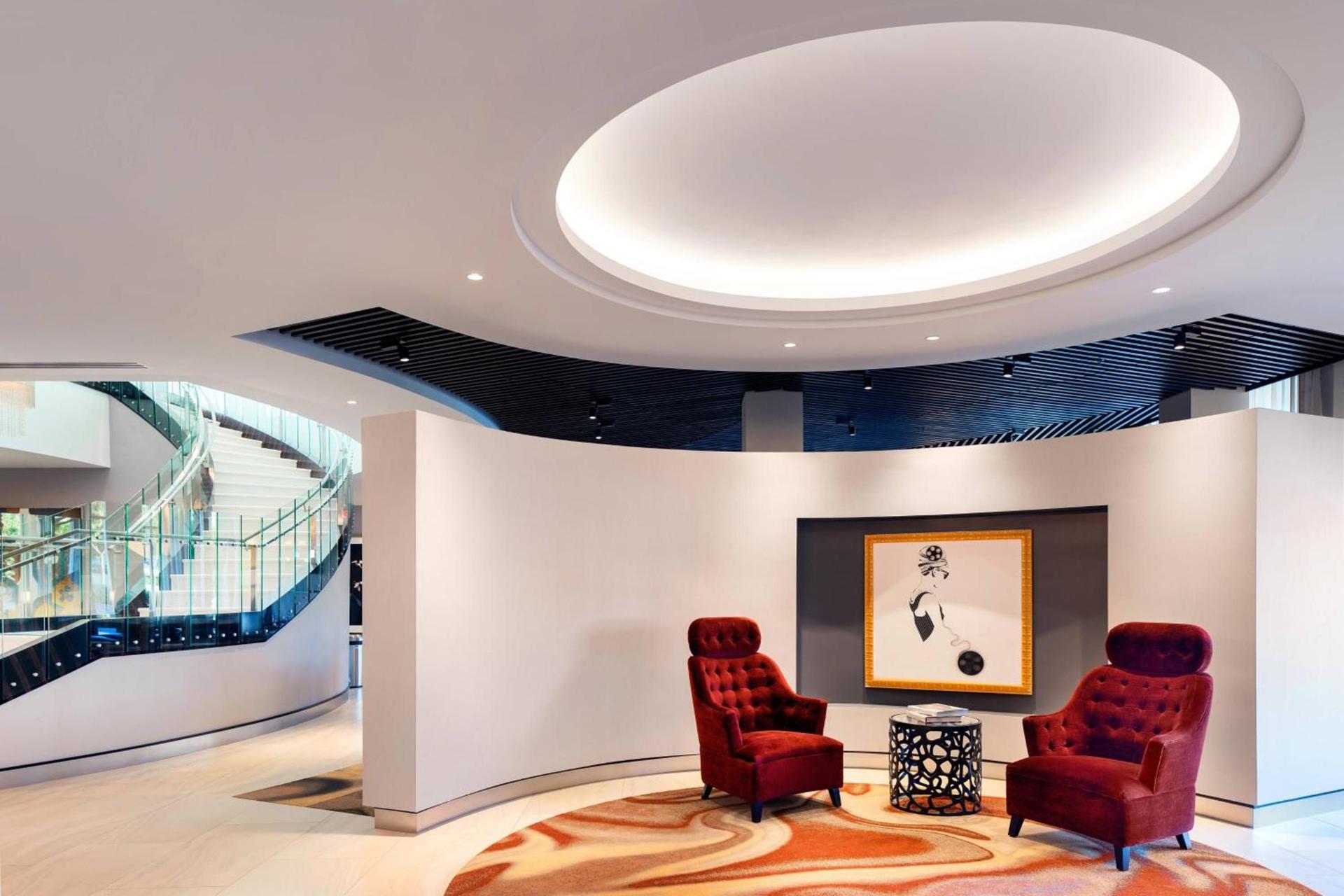 SpringHill Suites by Marriott Los Angeles Burbank/Downtown photo 5