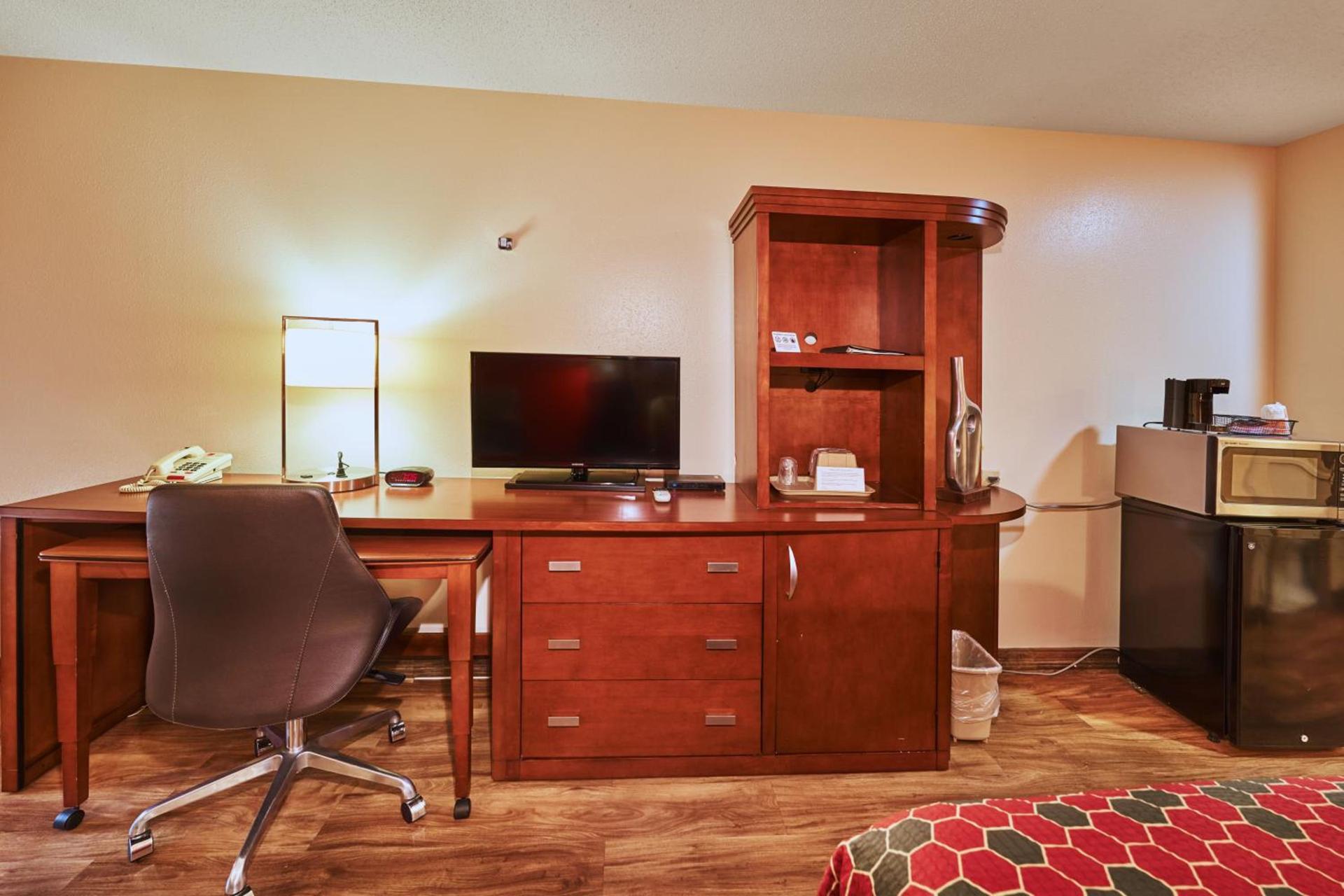 Econo Lodge Maquoketa photo 46
