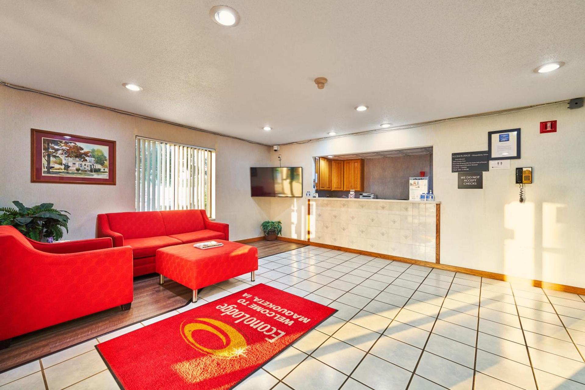 Econo Lodge Maquoketa photo 27