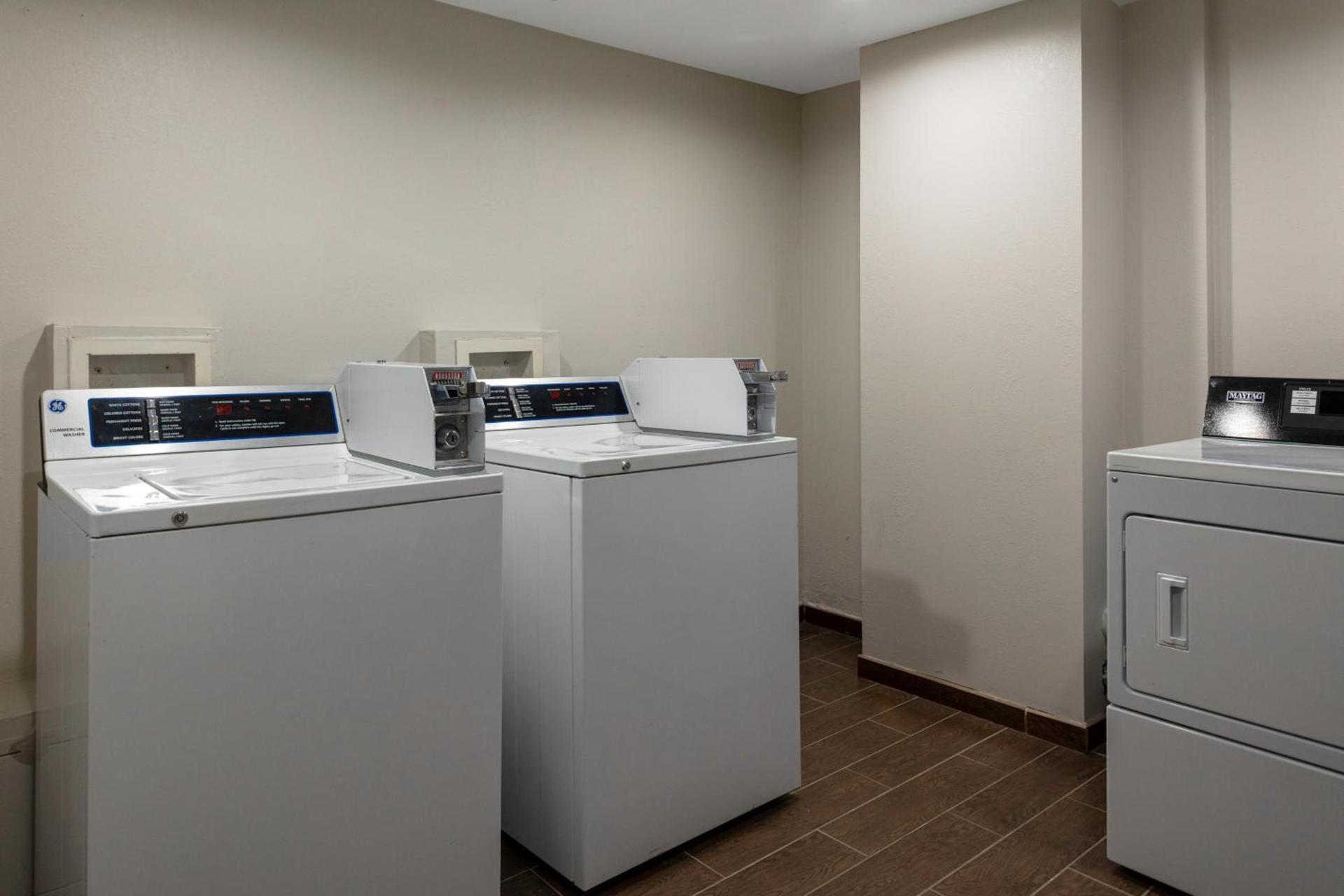 Holiday Inn Express - Rocky Mount - Sports Center by IHG photo 12