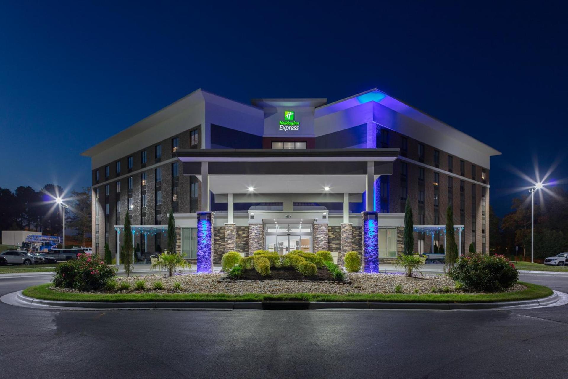 Holiday Inn Express - Rocky Mount - Sports Center by IHG photo 21