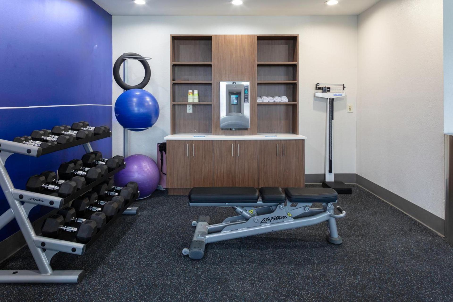 Holiday Inn Express - Rocky Mount - Sports Center by IHG photo 29