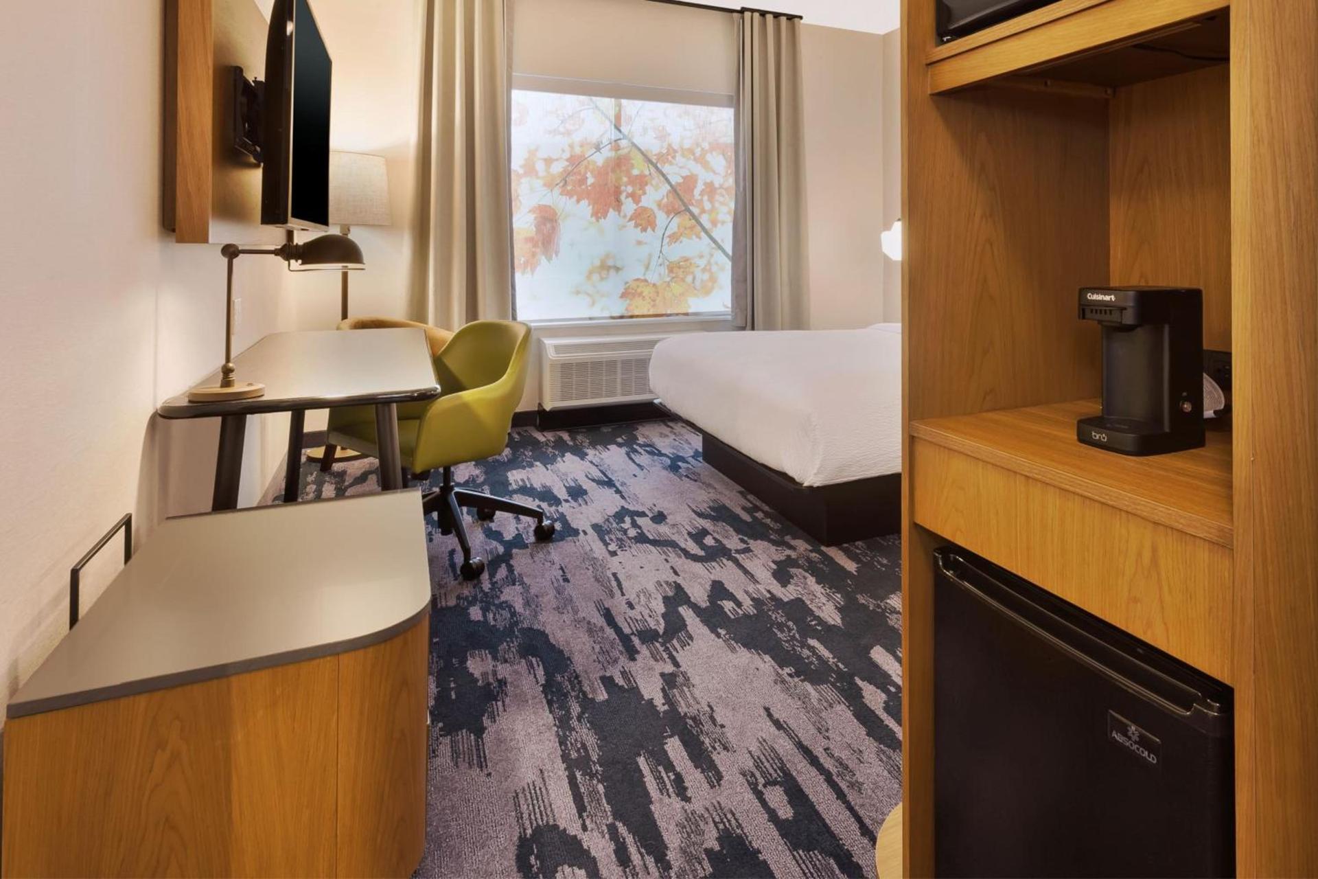 Fairfield by Marriott Inn & Suites Grand Rapids North photo 9