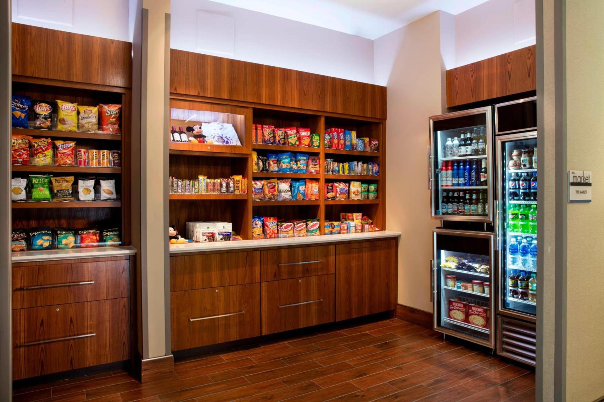 SpringHill Suites by Marriott Orlando at FLAMINGO CROSSINGS Town Center-Western Entrance photo 20