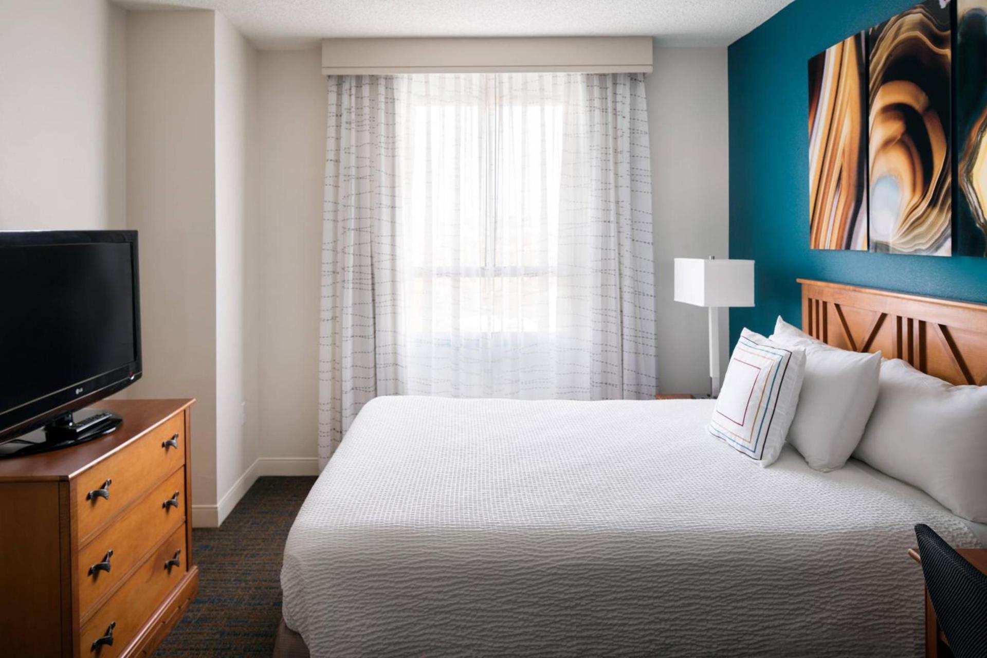 Residence Inn by Marriott Las Vegas Hughes Center photo 11