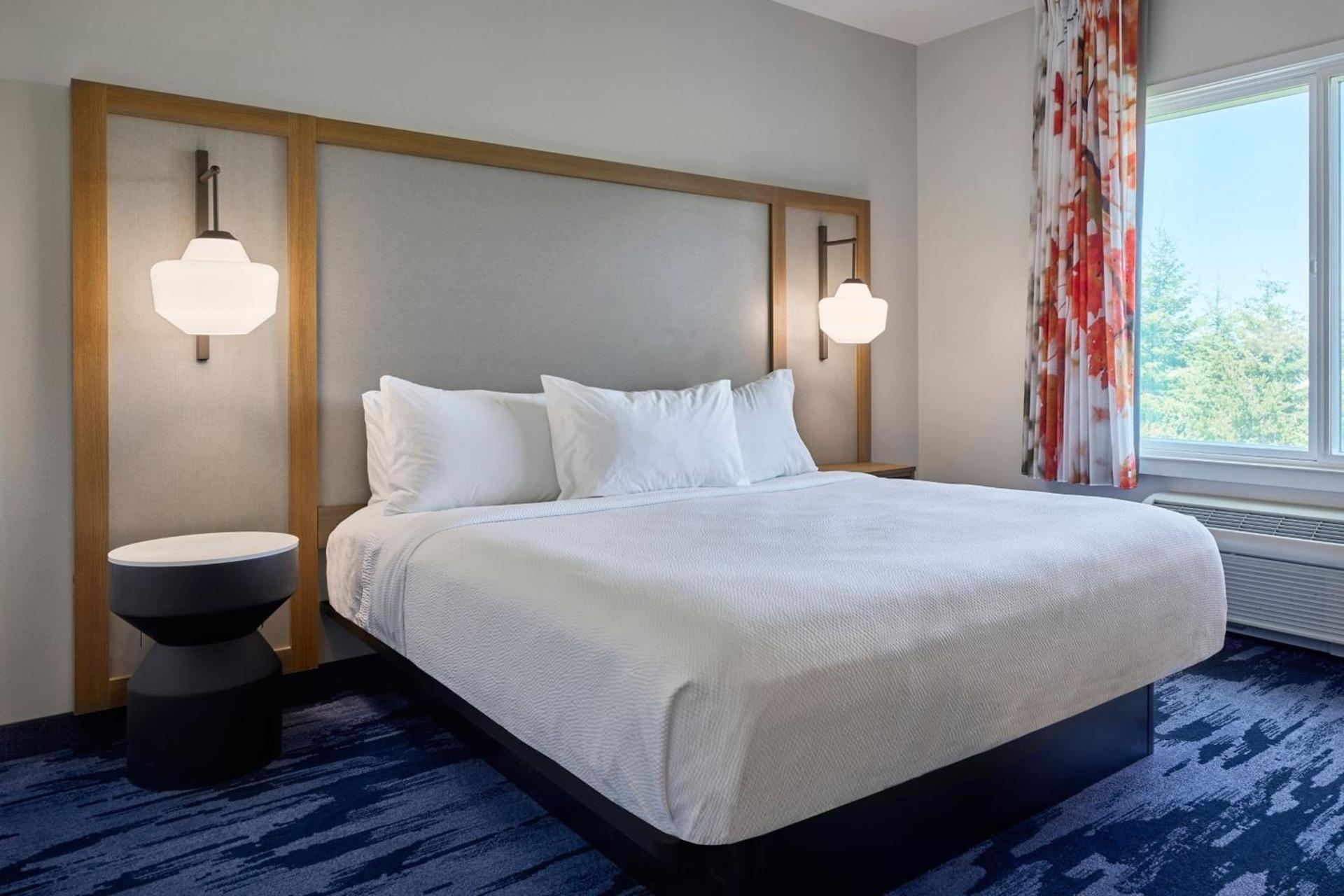Fairfield Inn & Suites Burlington photo 10