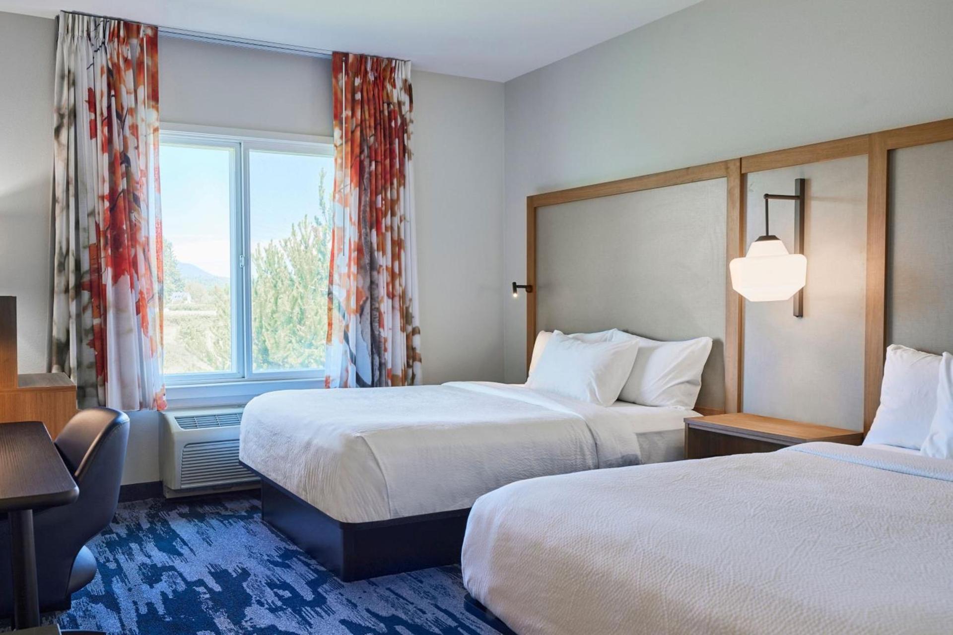 Fairfield Inn & Suites Burlington photo 11
