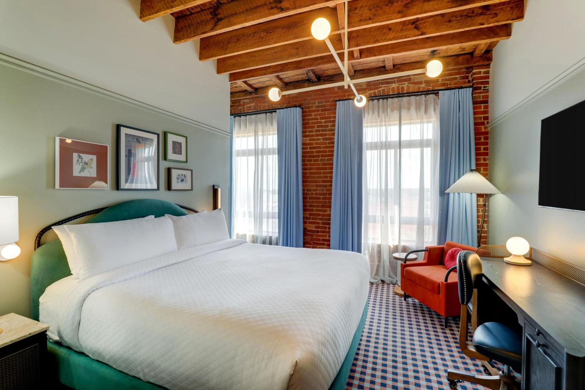 Trilogy Hotel Montgomery, Autograph Collection photo 14