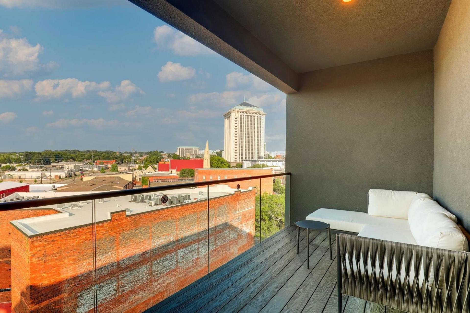 Trilogy Hotel Montgomery, Autograph Collection photo 32