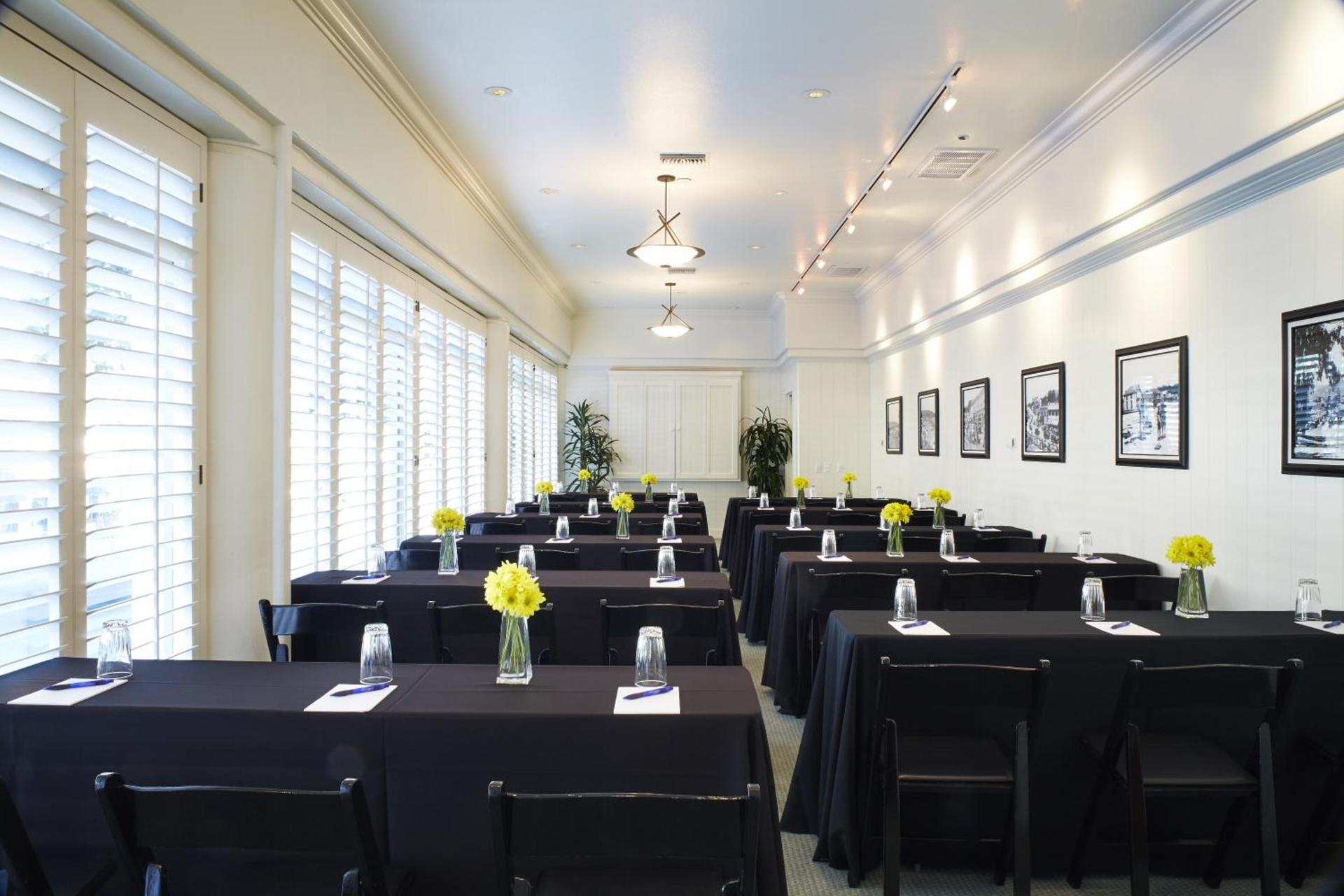 Casa Loma Beach Hotel photo 12