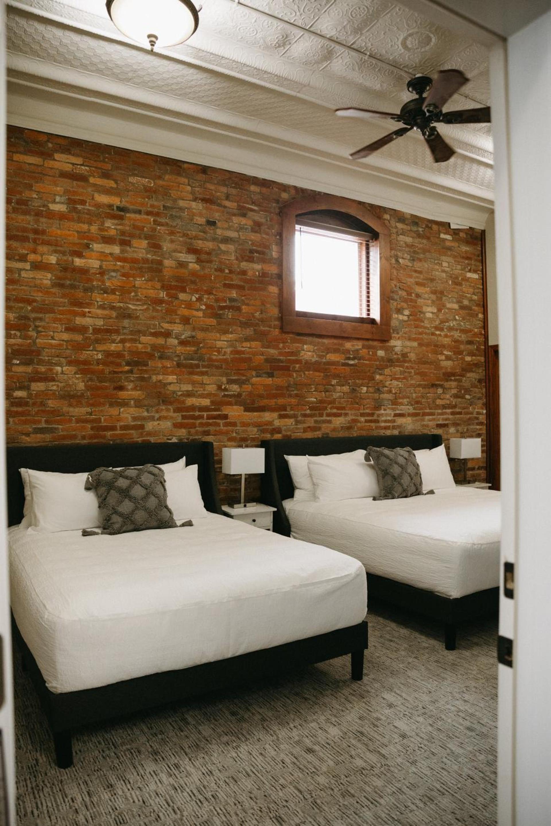 Bricktown Inn photo 11