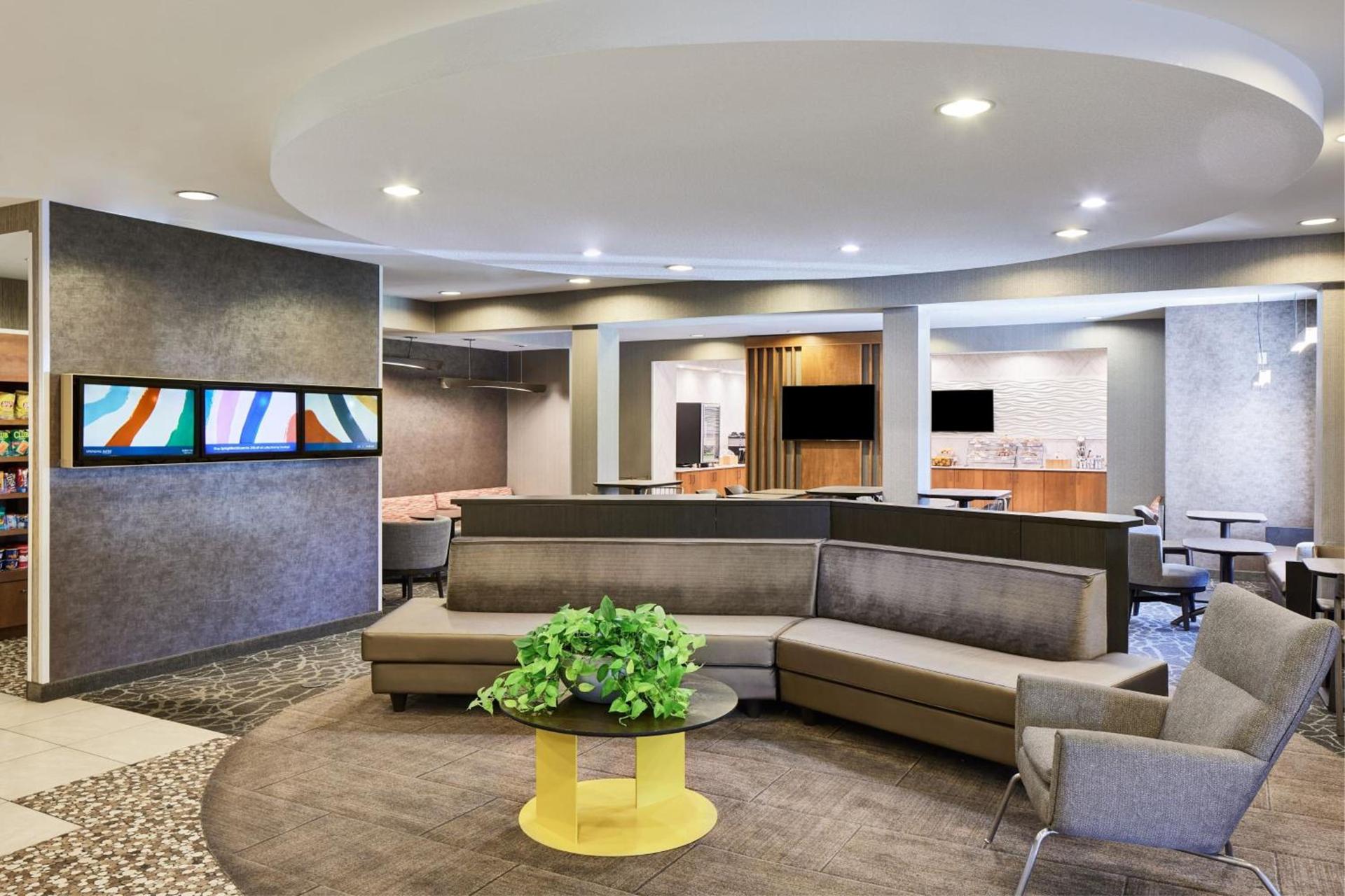 SpringHill Suites Phoenix Downtown photo 2
