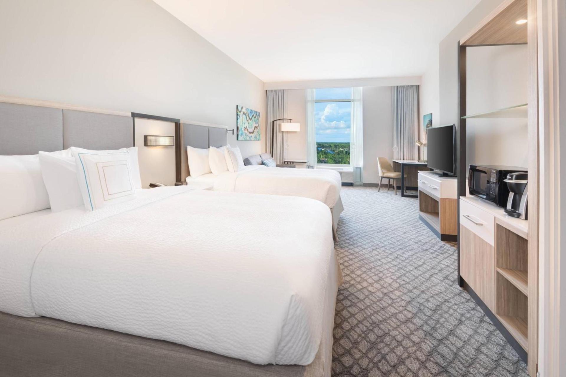 SpringHill Suites by Marriott Panama City Beach Beachfront photo 14