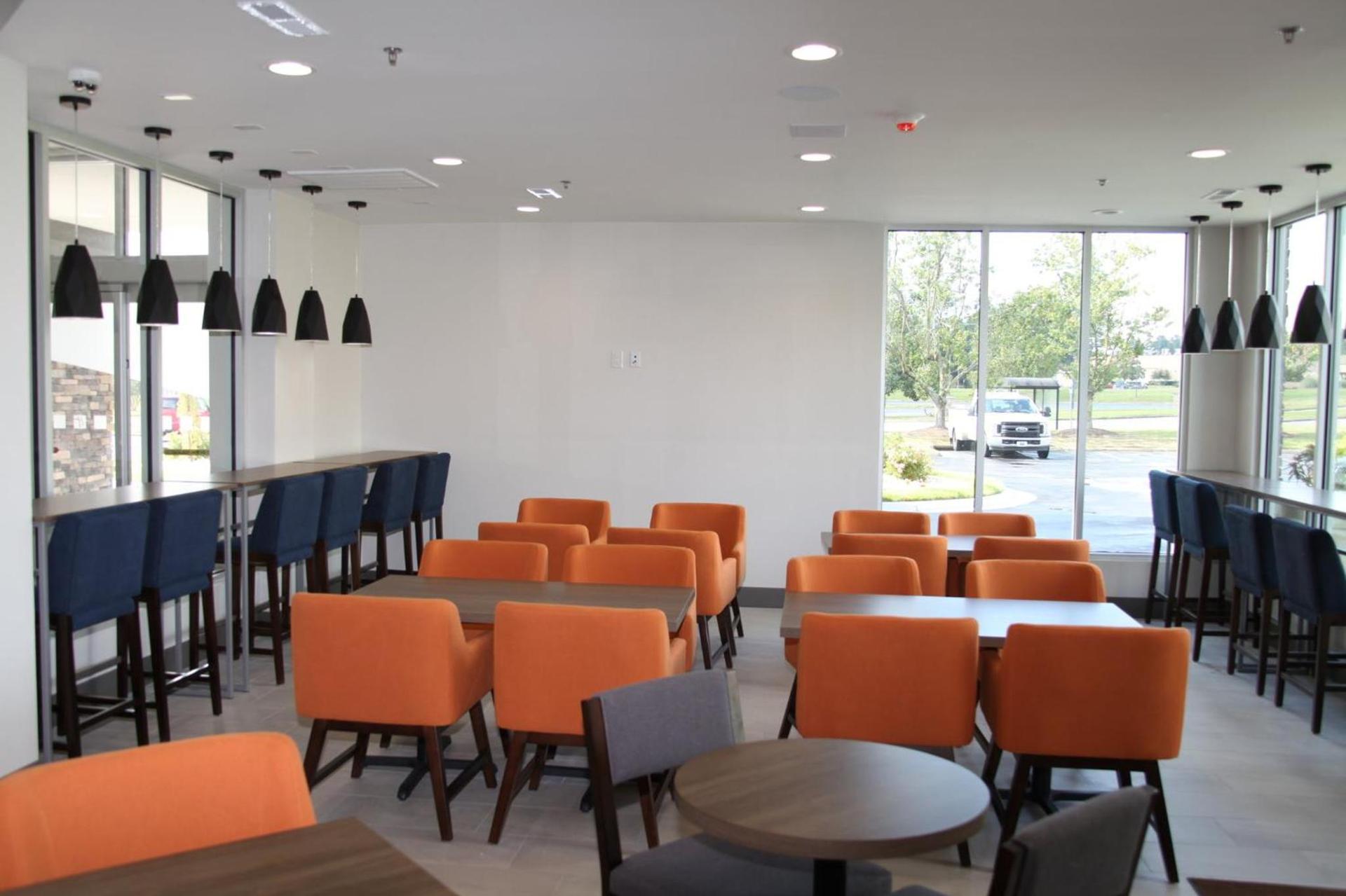 Holiday Inn Express - Rocky Mount - Sports Center by IHG photo 35
