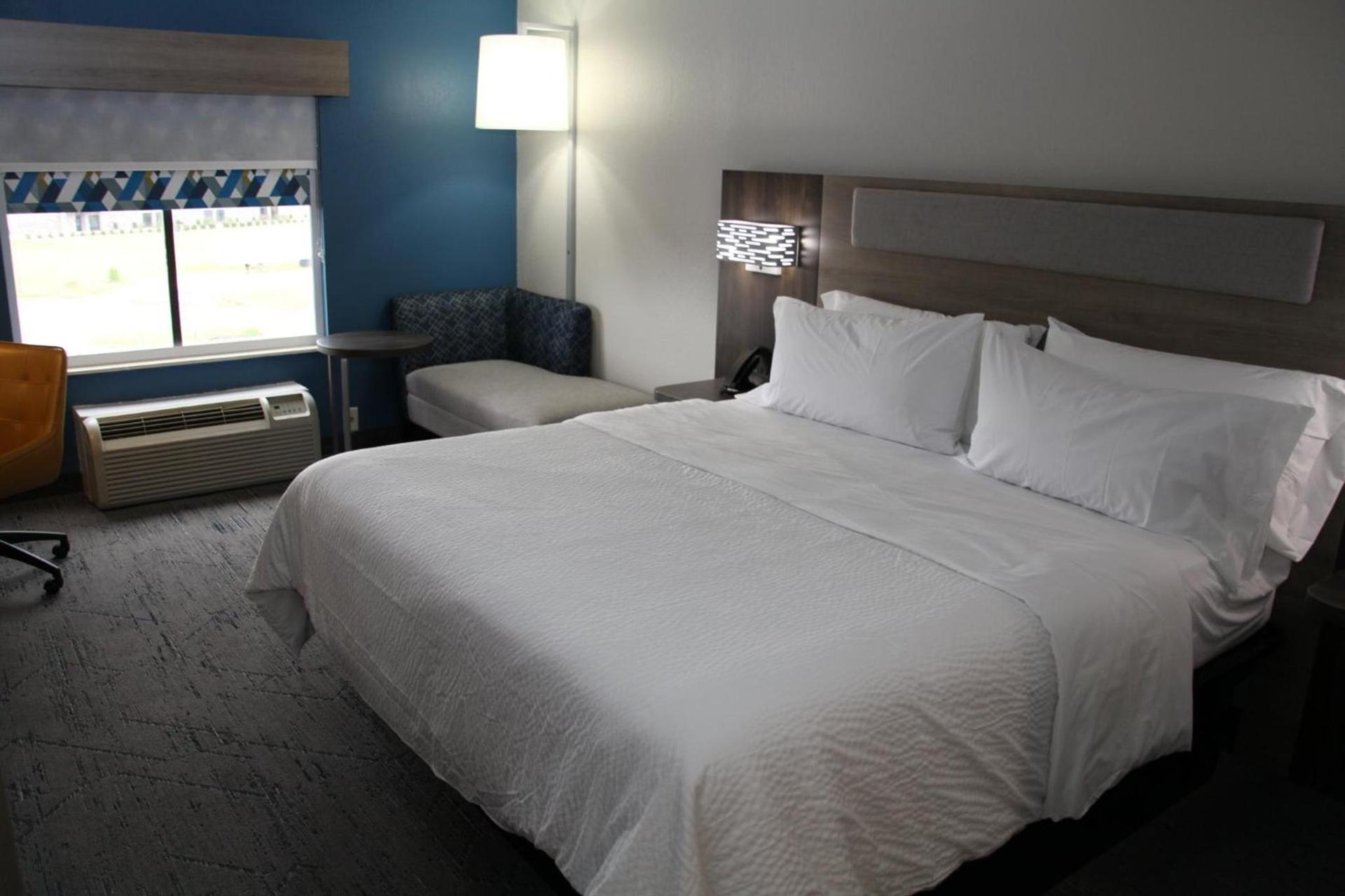 Holiday Inn Express - Rocky Mount - Sports Center by IHG photo 44