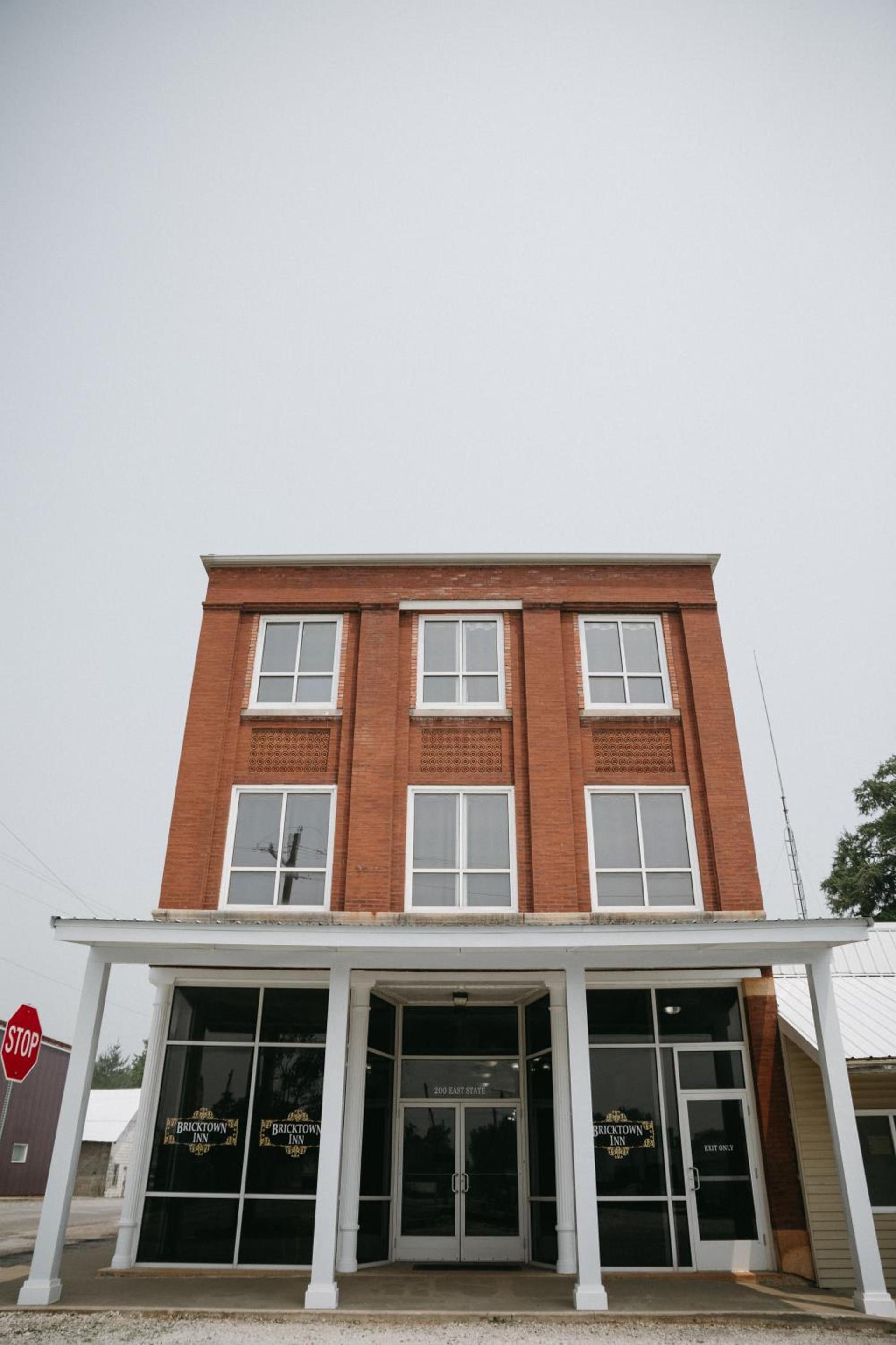 Bricktown Inn photo 1