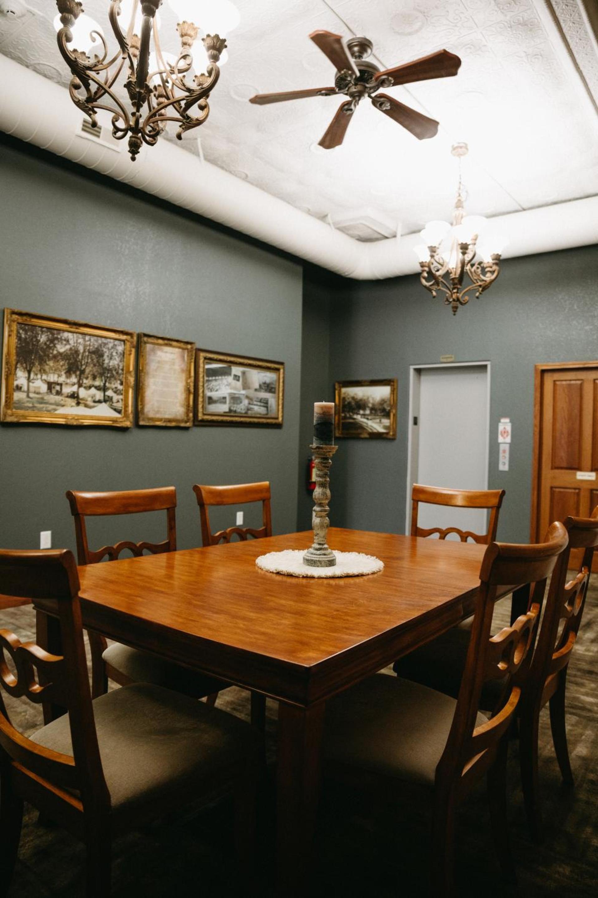 Bricktown Inn photo 6