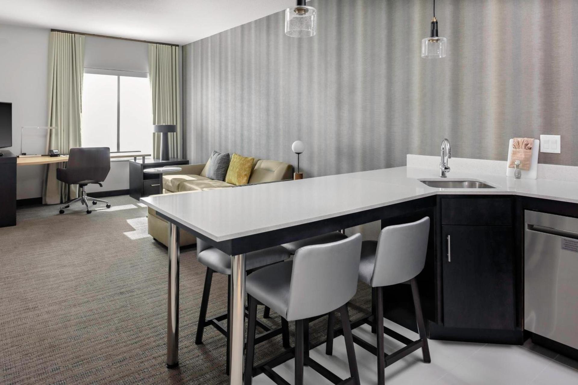 Residence Inn by Marriott Phoenix Mesa East photo 9