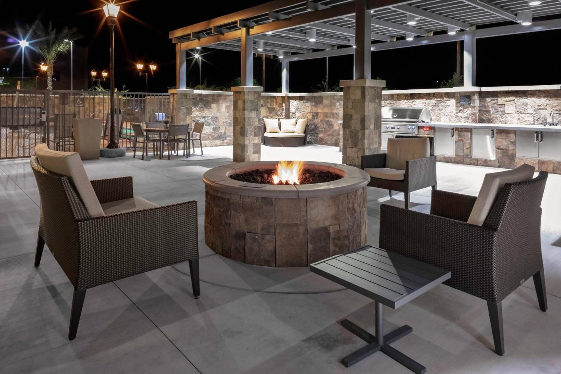 Residence Inn by Marriott Phoenix Mesa East photo 14