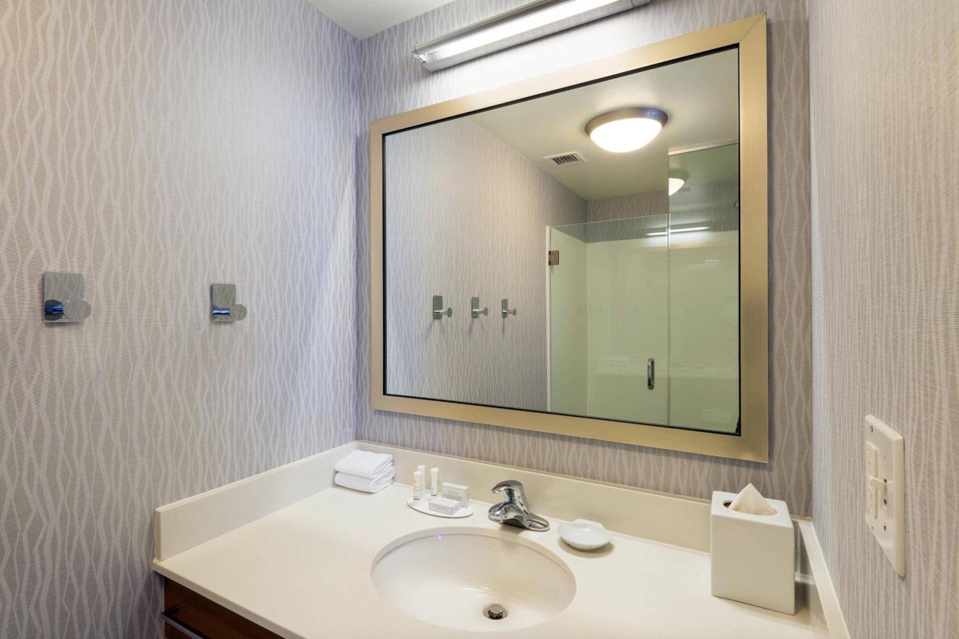 SpringHill Suites Louisville Downtown photo 13