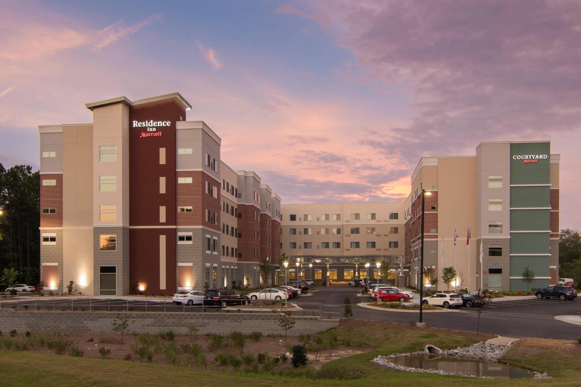 Courtyard by Marriott Raleigh-Durham Airport/Brier Creek photo 1