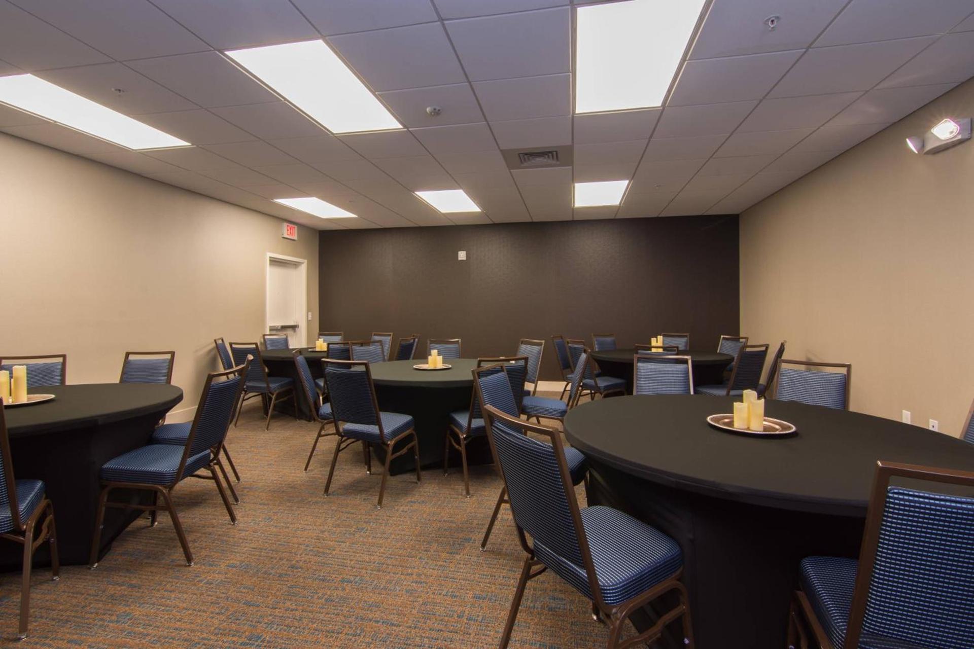 Courtyard by Marriott Raleigh-Durham Airport/Brier Creek photo 33