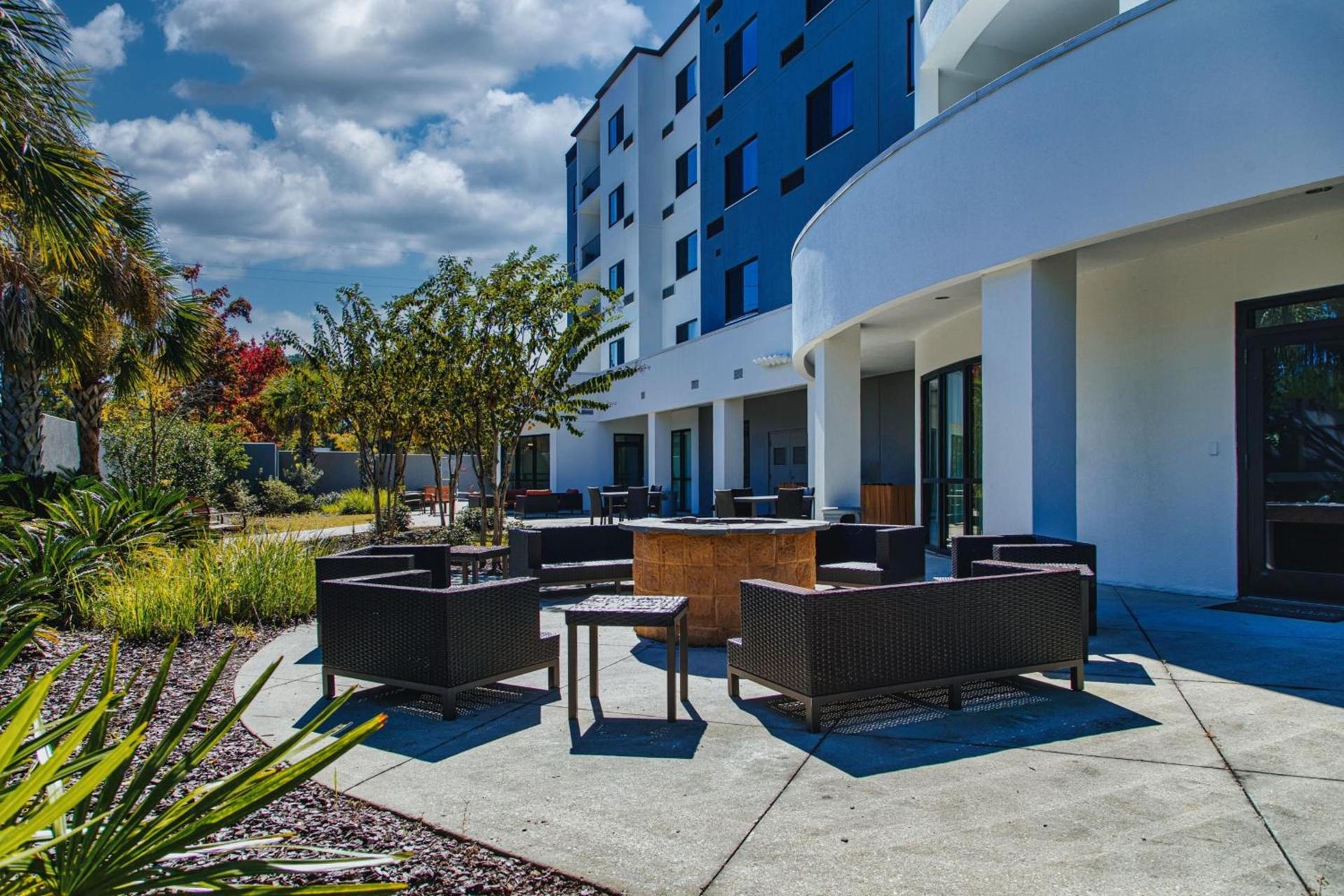 Courtyard Biloxi North/D'Iberville photo 50