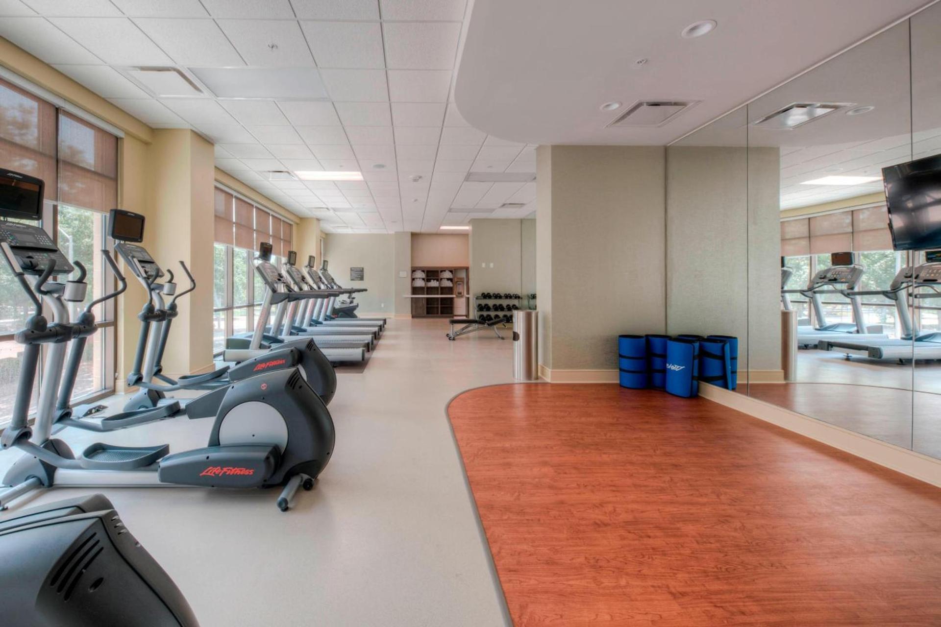 Residence Inn by Marriott Raleigh Downtown photo 71