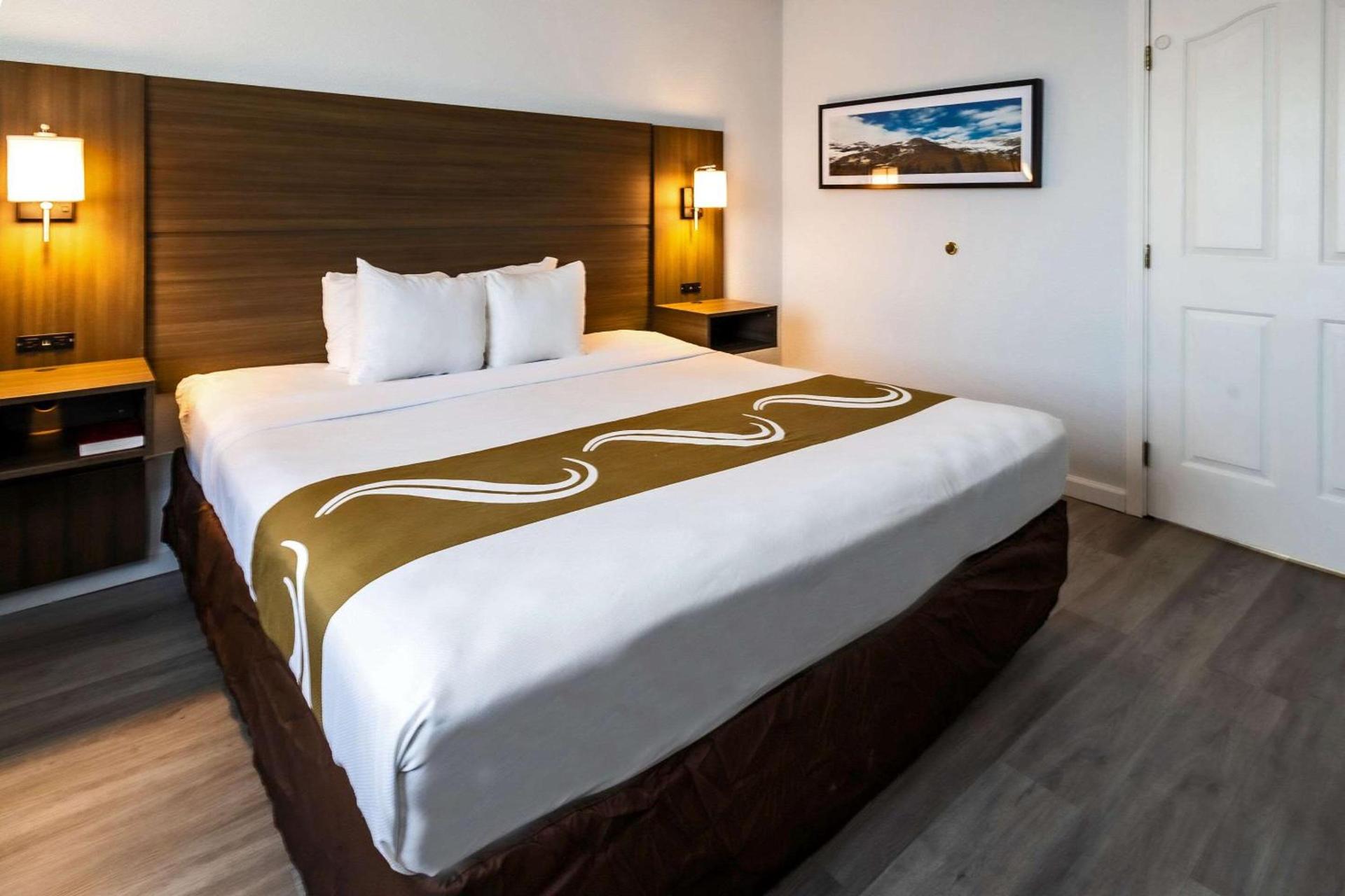 Quality Inn & Suites Tulare photo 33