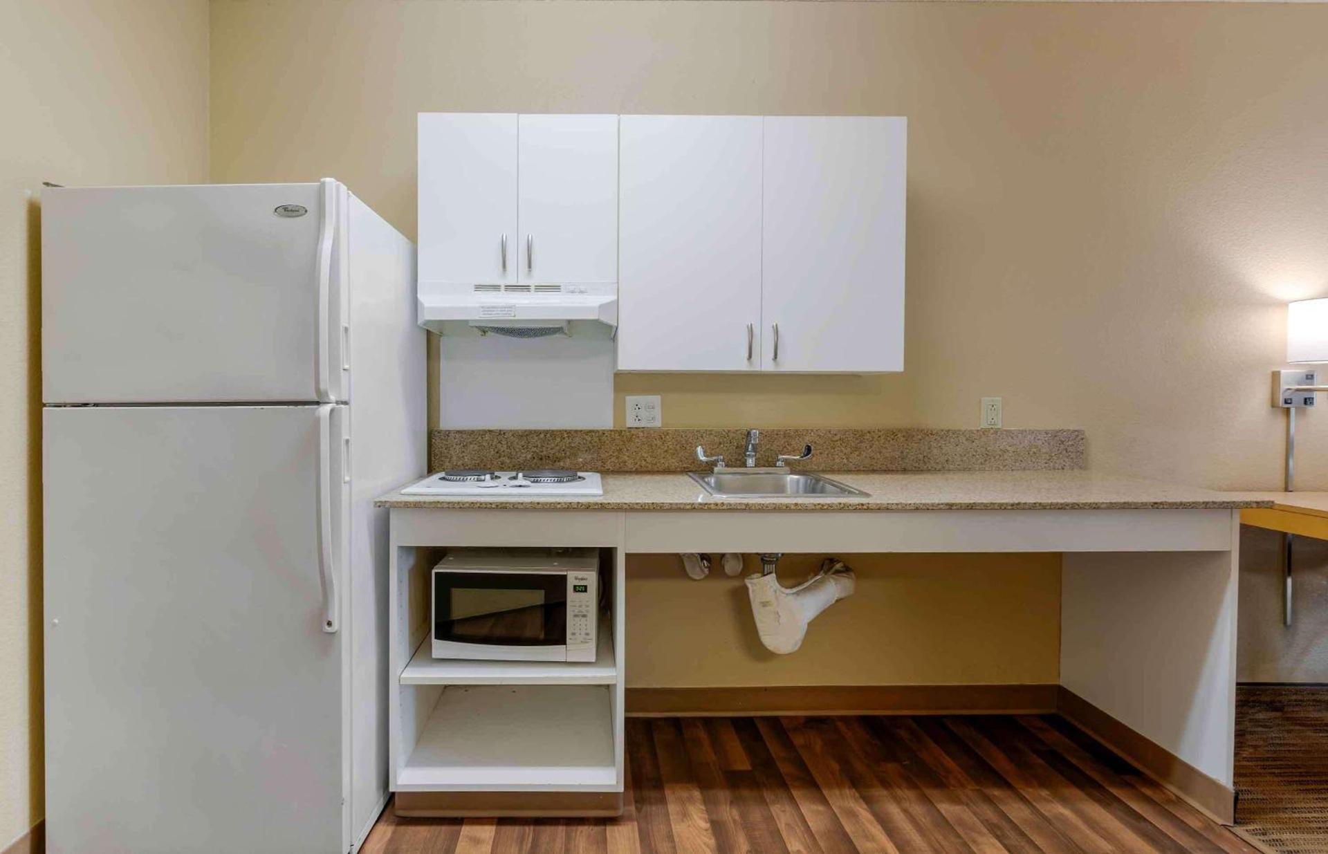 Extended Stay America Suites - Pleasant Hill - Buskirk Ave photo 14