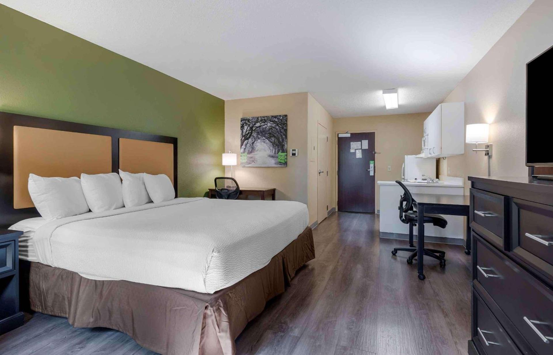 Extended Stay America Suites - Pleasant Hill - Buskirk Ave photo 16