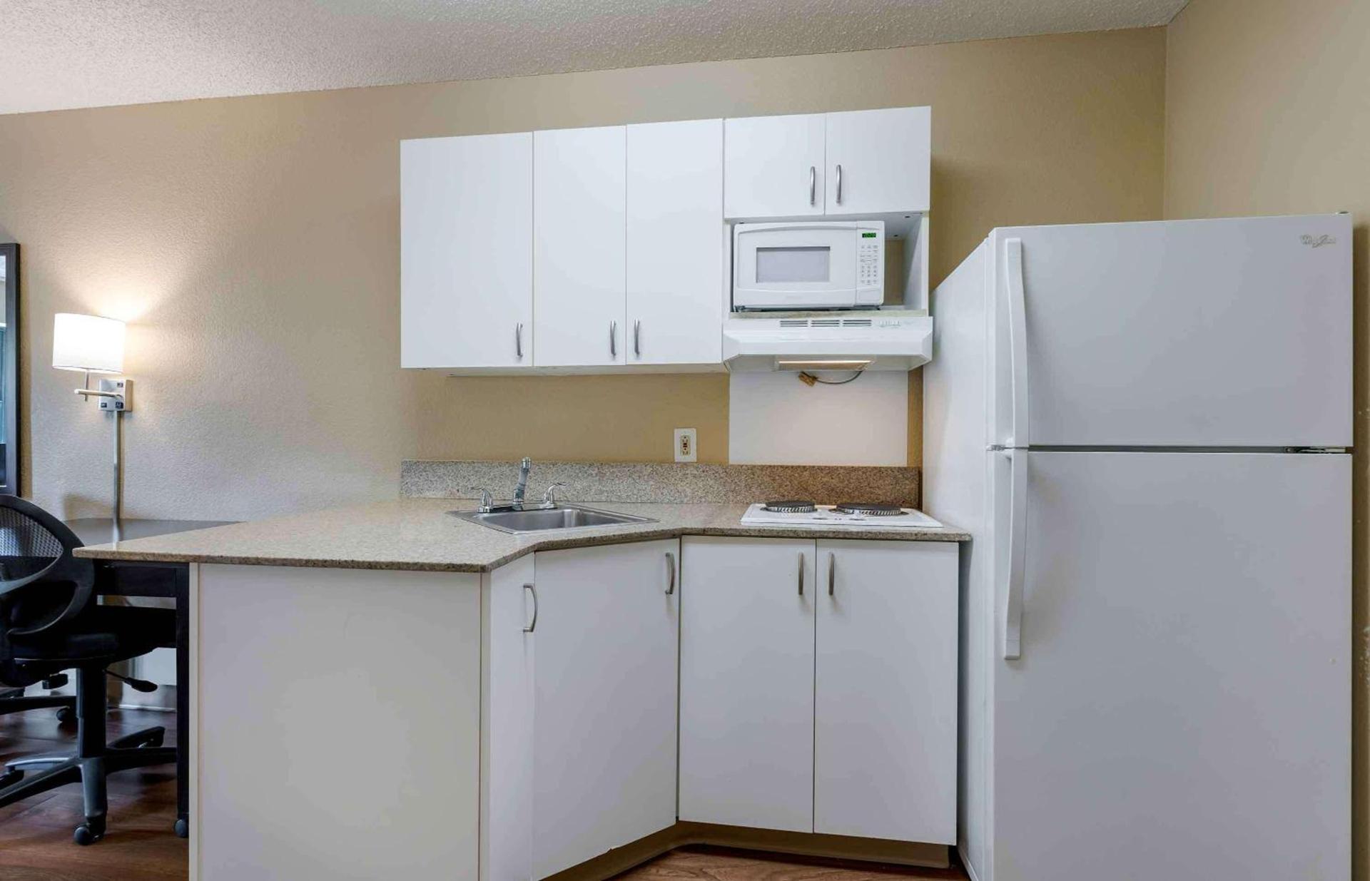 Extended Stay America Suites - Pleasant Hill - Buskirk Ave photo 22
