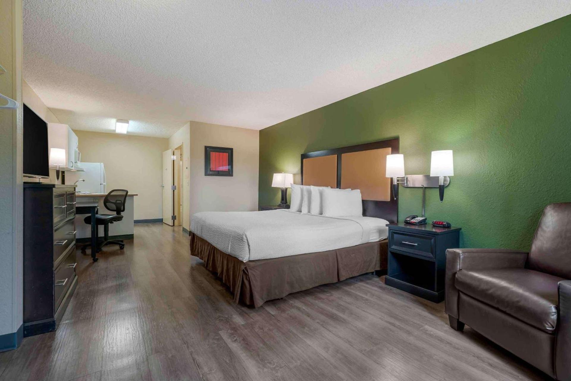 Extended Stay America Suites - Santa Rosa - South photo 16