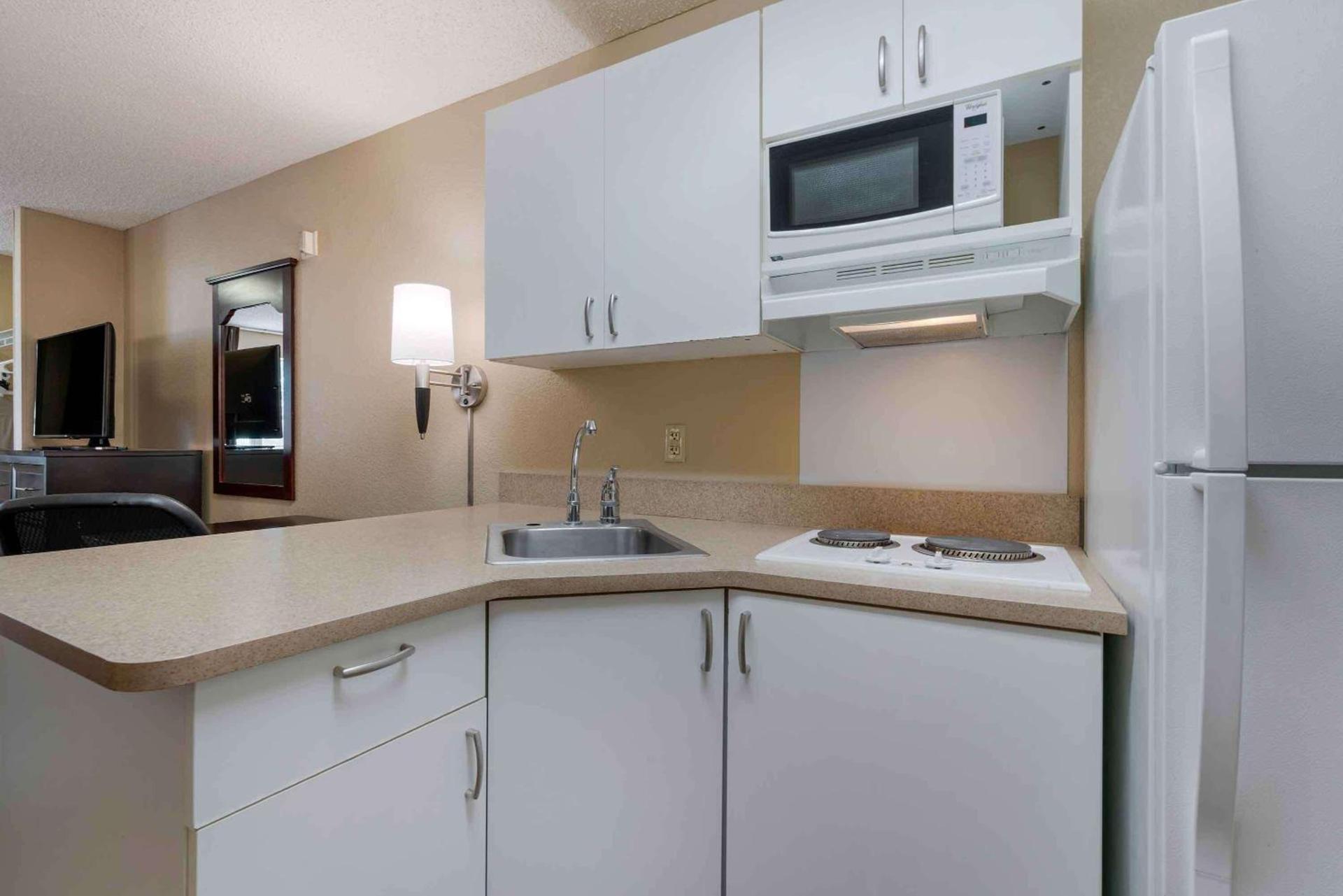 Extended Stay America Suites - Santa Rosa - South photo 19