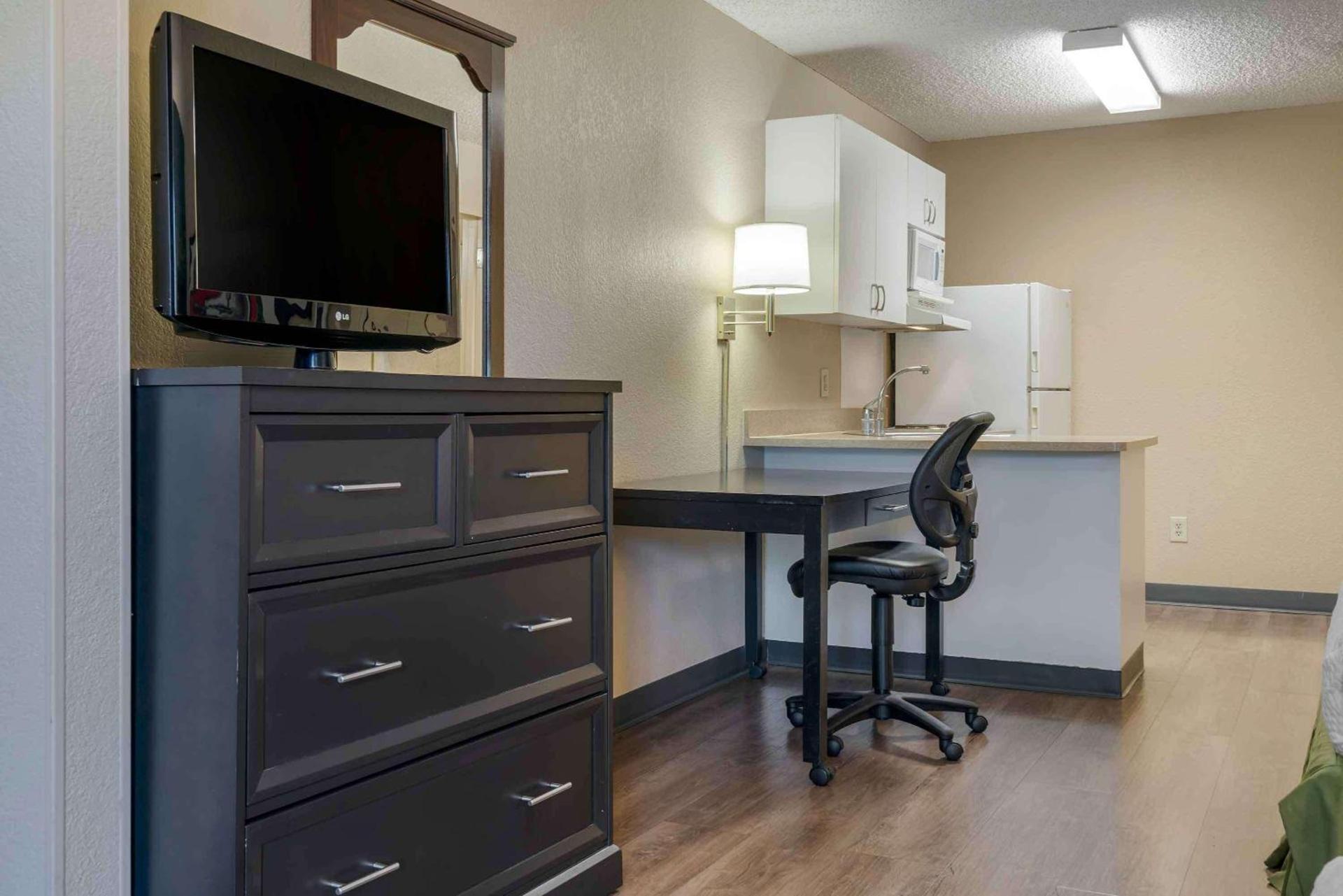 Extended Stay America Suites - Santa Rosa - South photo 25