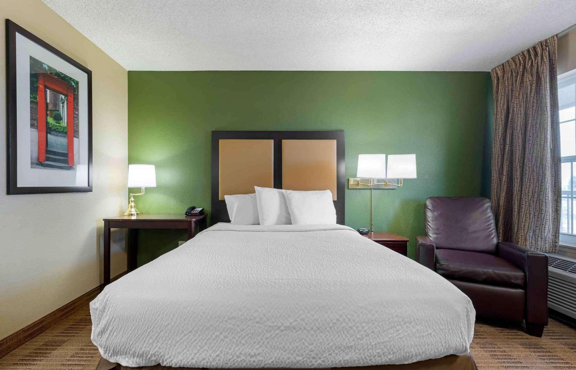 Extended Stay America Suites - Sacramento - White Rock Rd photo 9