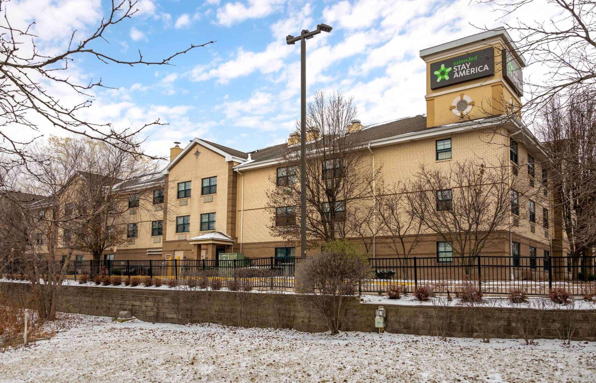 Extended Stay America Suites - Chicago - Schaumburg - I-90 photo 2