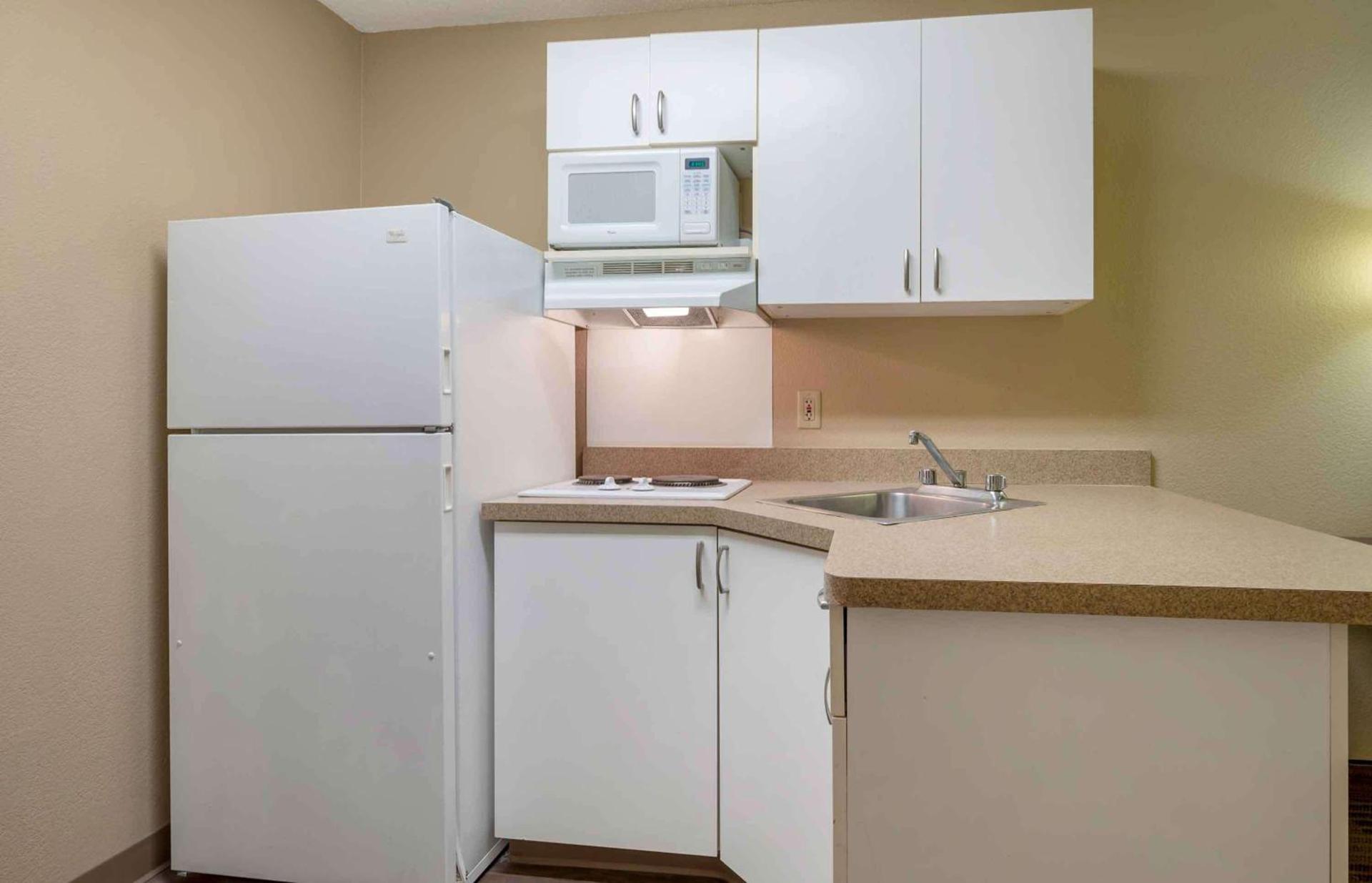 Extended Stay America Suites - Chicago - Schaumburg - I-90 photo 19