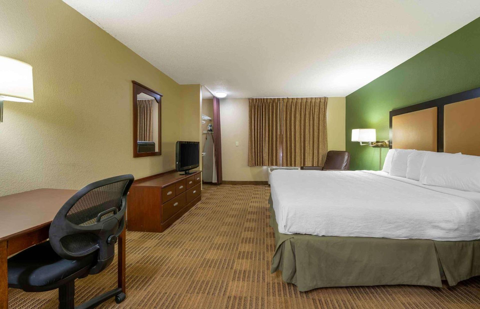 Extended Stay America Suites - Chicago - Schaumburg - I-90 photo 17