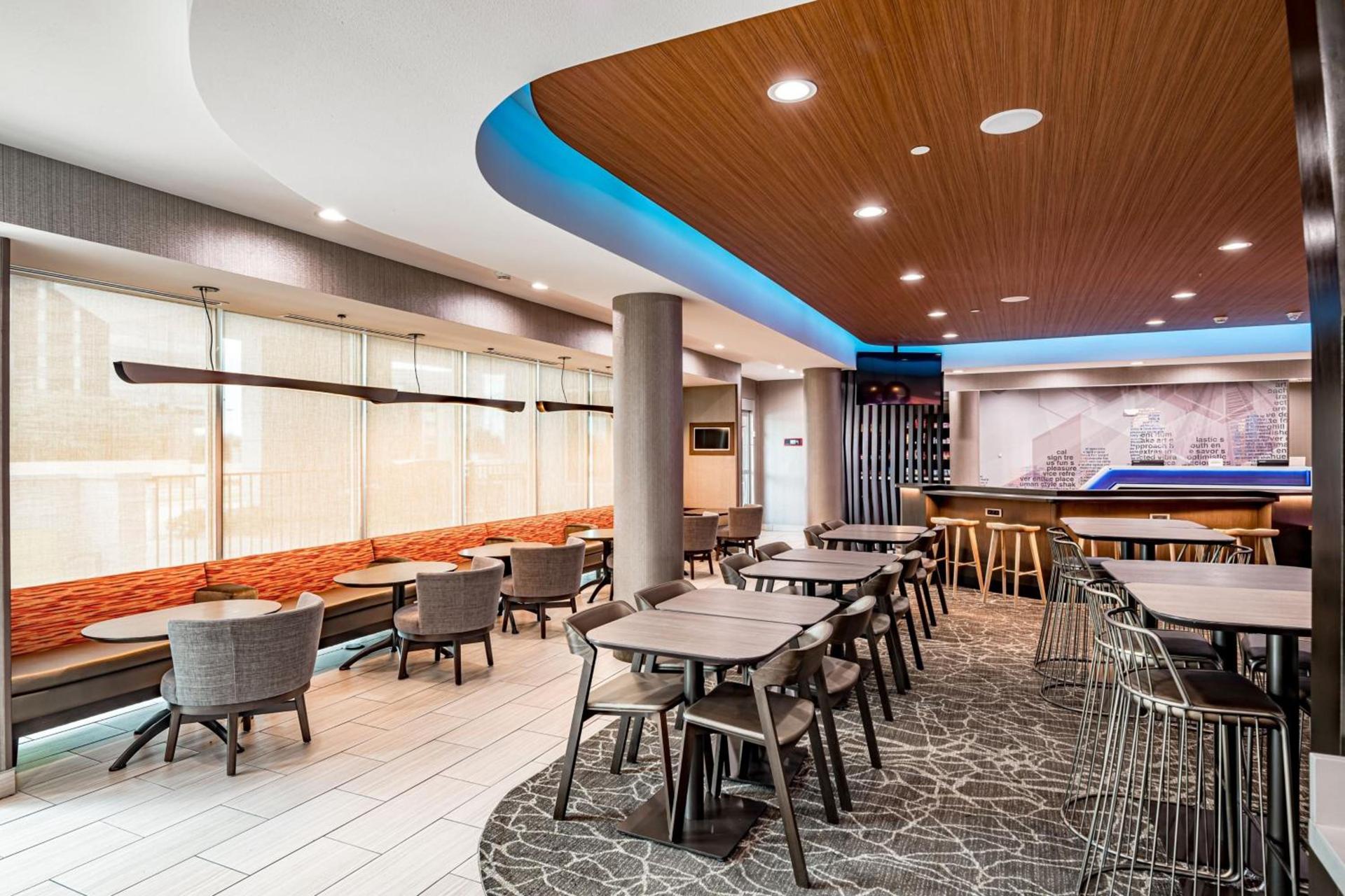 SpringHill Suites Dallas Central Expressway photo 54